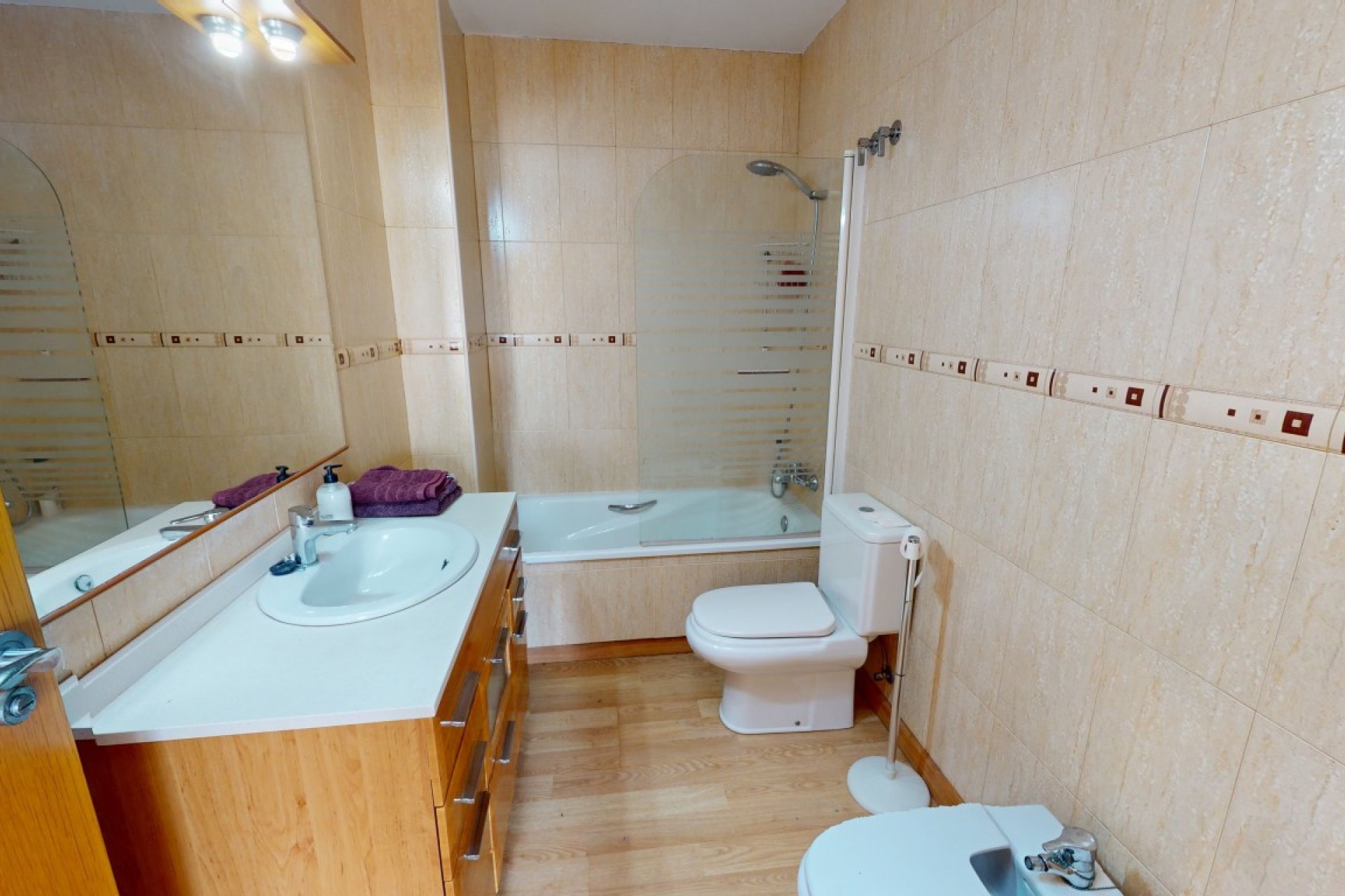 Resale - Villa -
Dolores de Pacheco - Inland