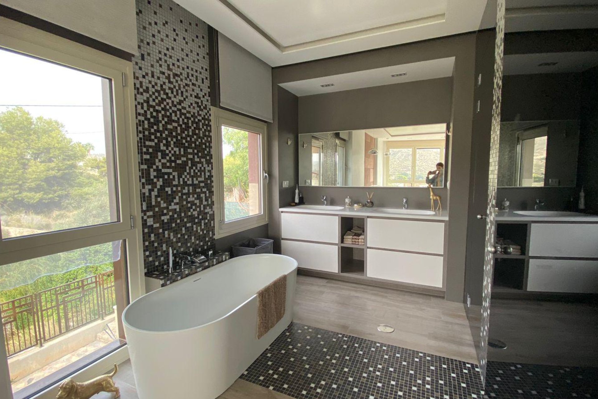 Resale - Villa -
El Campello - Costa Blanca