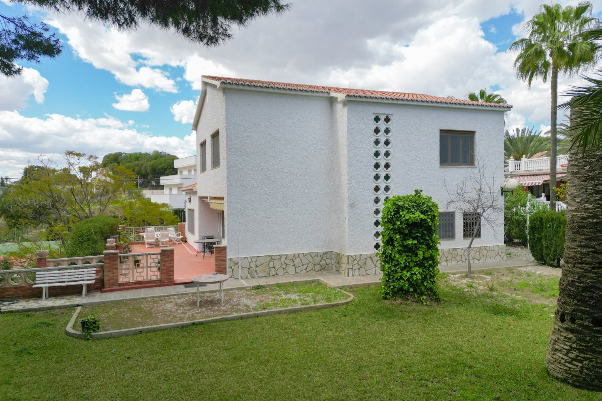 Resale - Villa -
El Campello - Costa Blanca