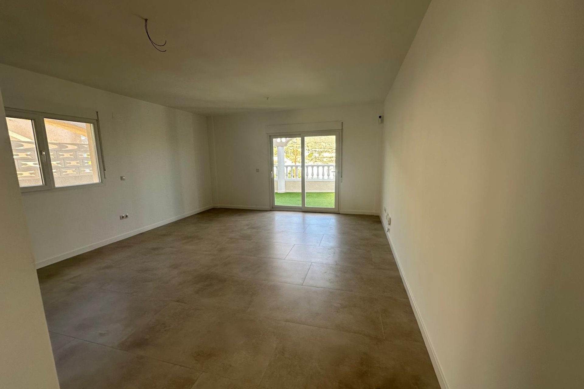 Resale - Villa -
El Campello - Costa Blanca