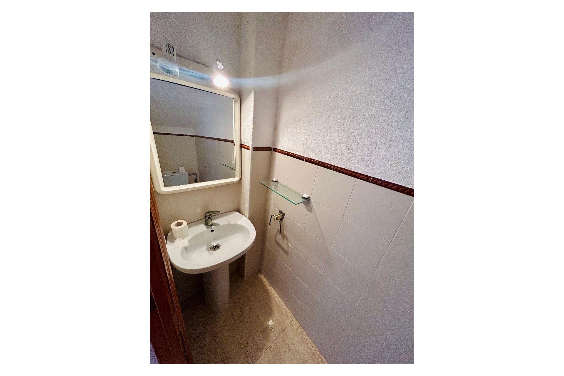 Resale - Villa -
El Chaparral - Inland