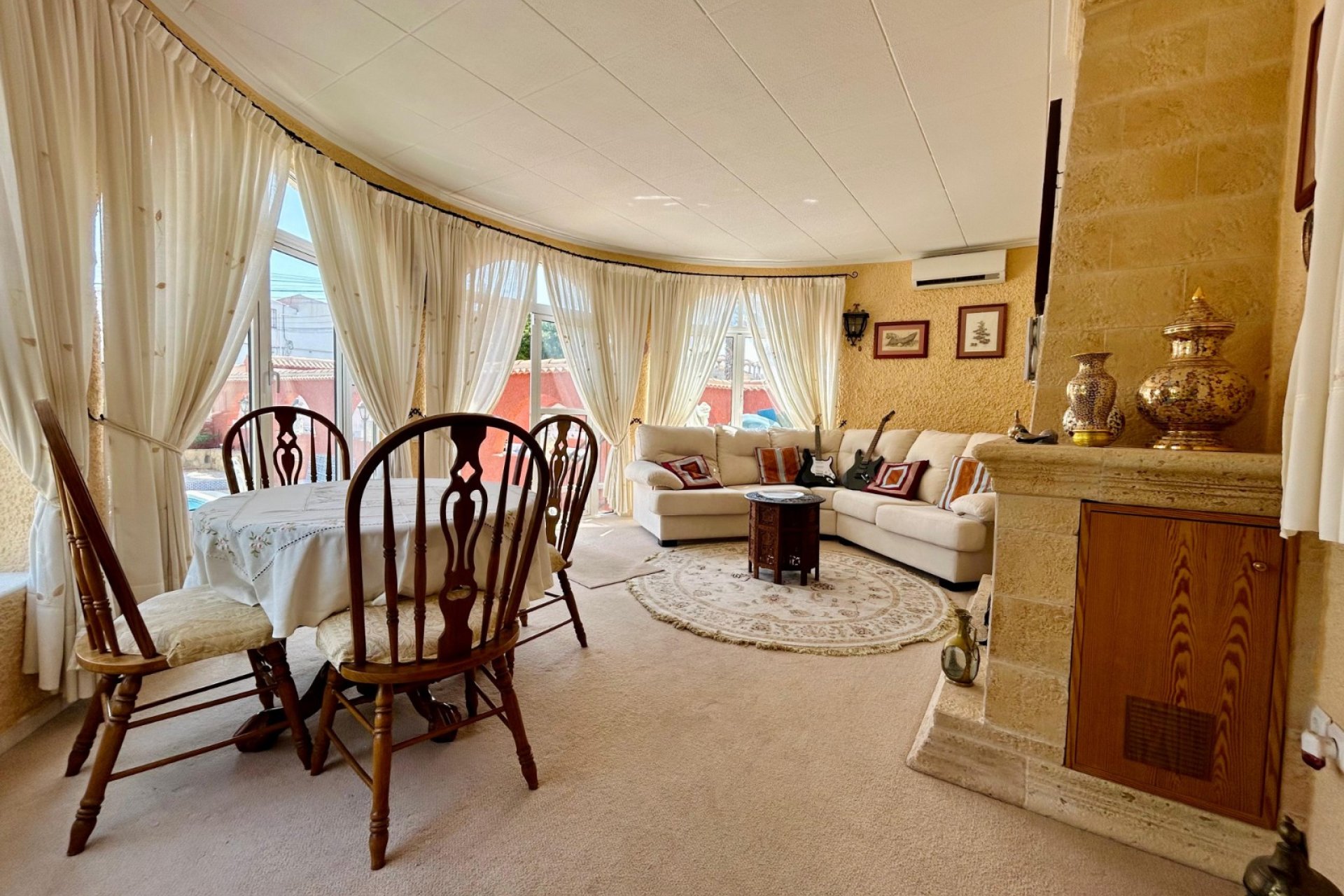 Resale - Villa -
El Chaparral - Inland