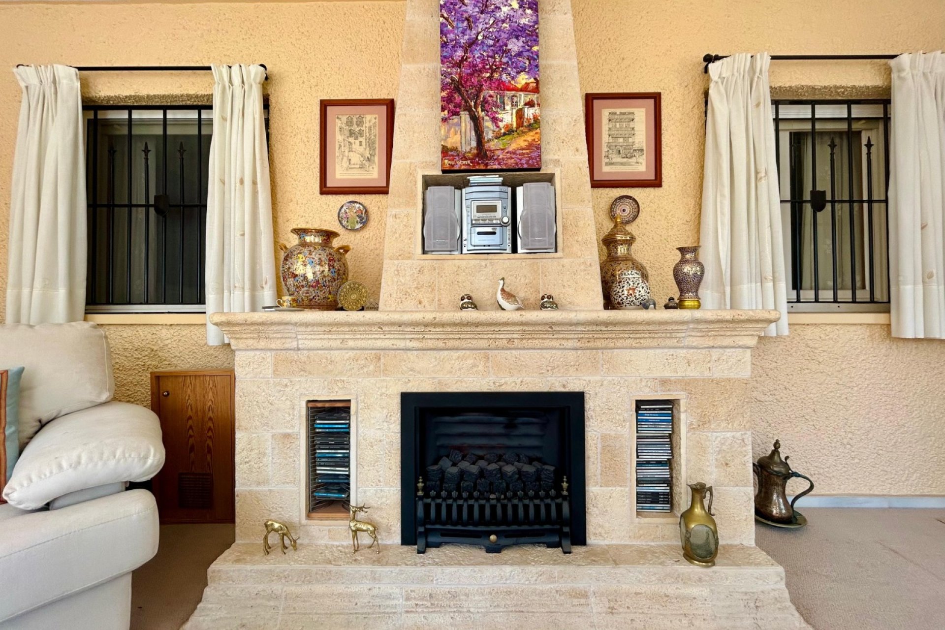 Resale - Villa -
El Chaparral - Inland