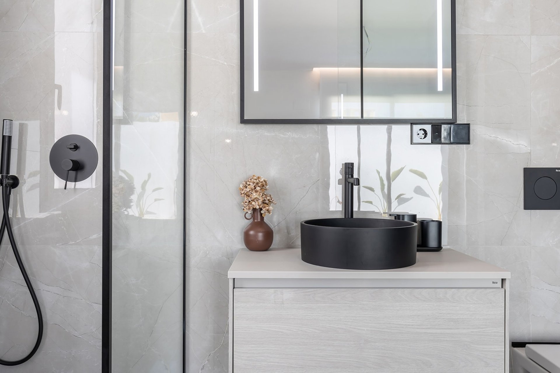 Resale - Villa -
El Chaparral - Inland