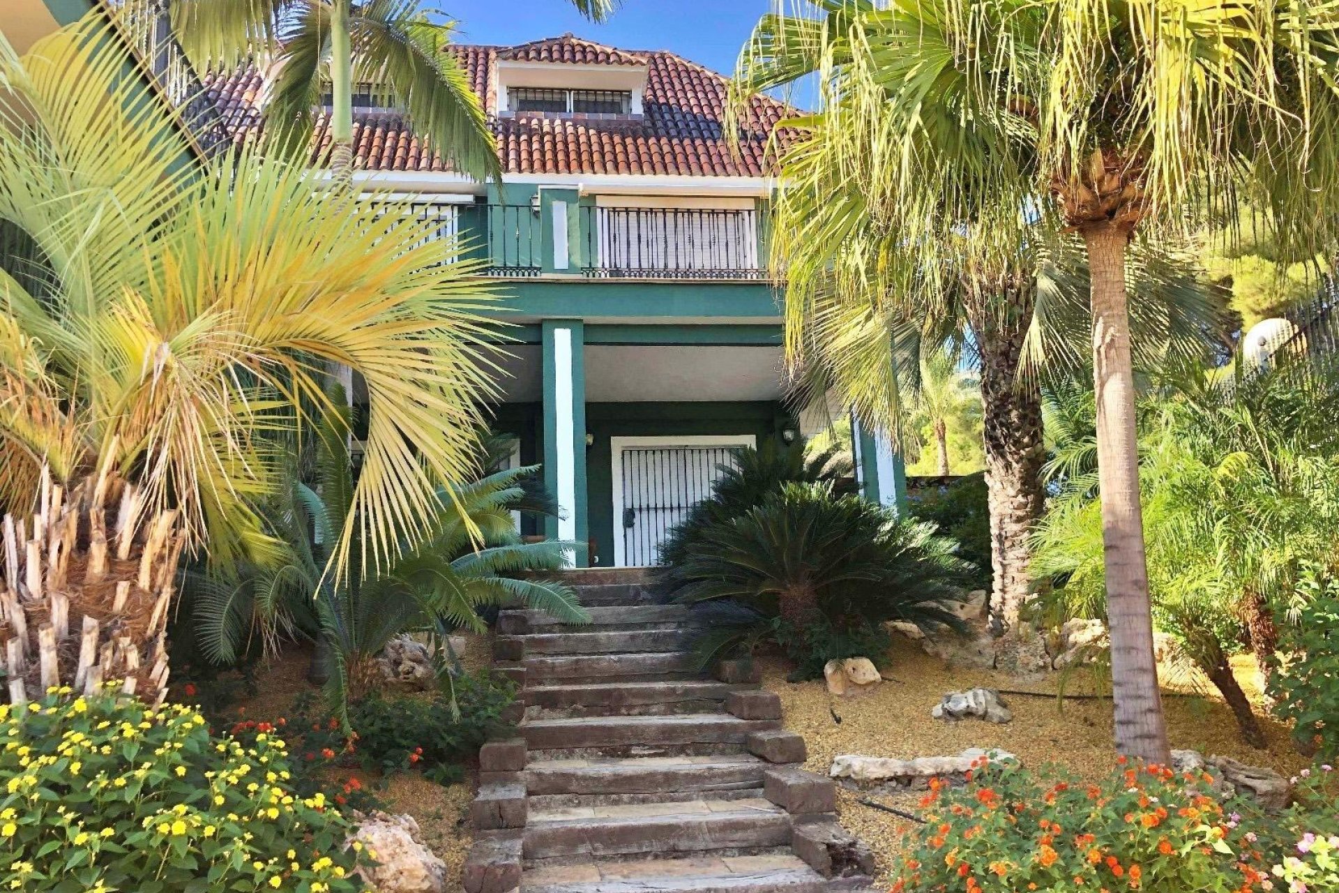 Resale - Villa -
El Palmar