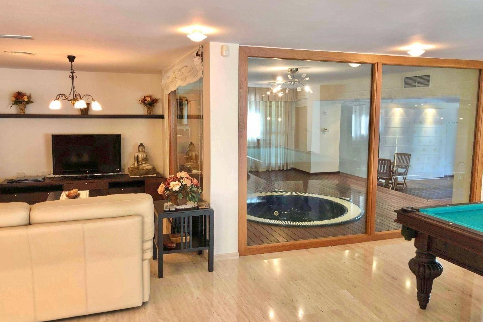 Resale - Villa -
El Palmar