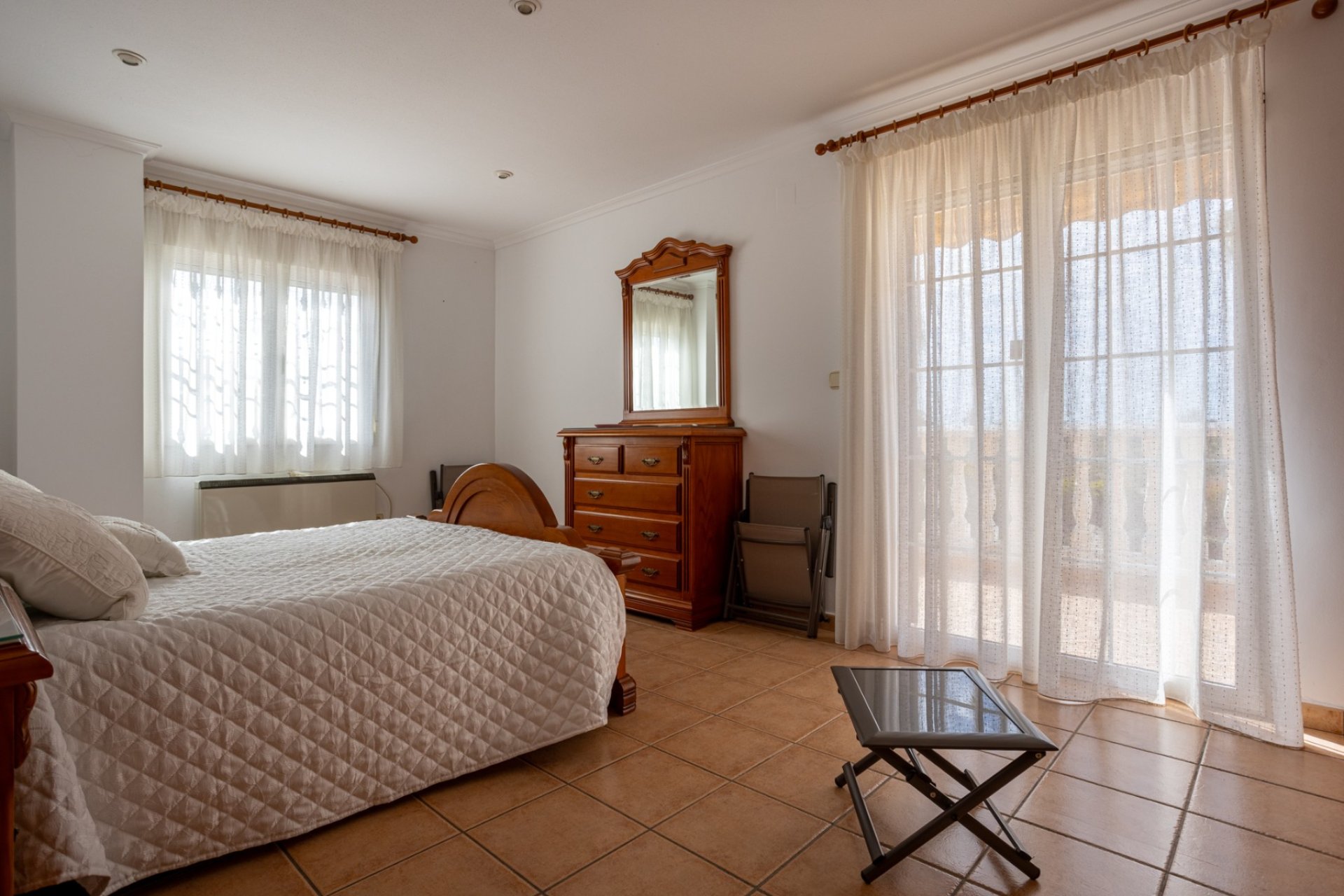 Resale - Villa -
Elche - Costa Blanca