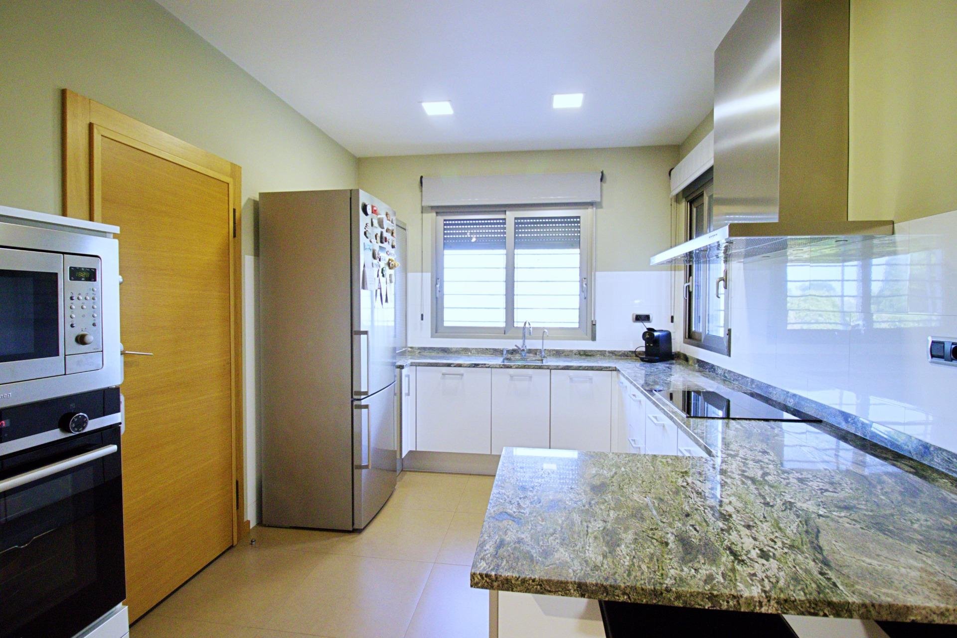Resale - Villa -
Elche Pedanías - Peña las Águilas
