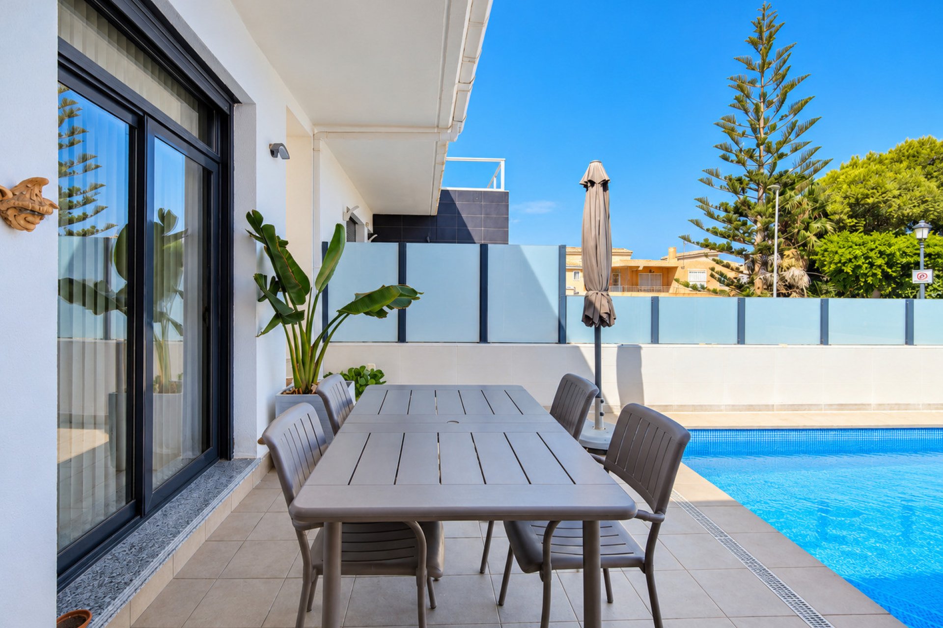 Resale - Villa -
Formentera del Segura - Costa Blanca