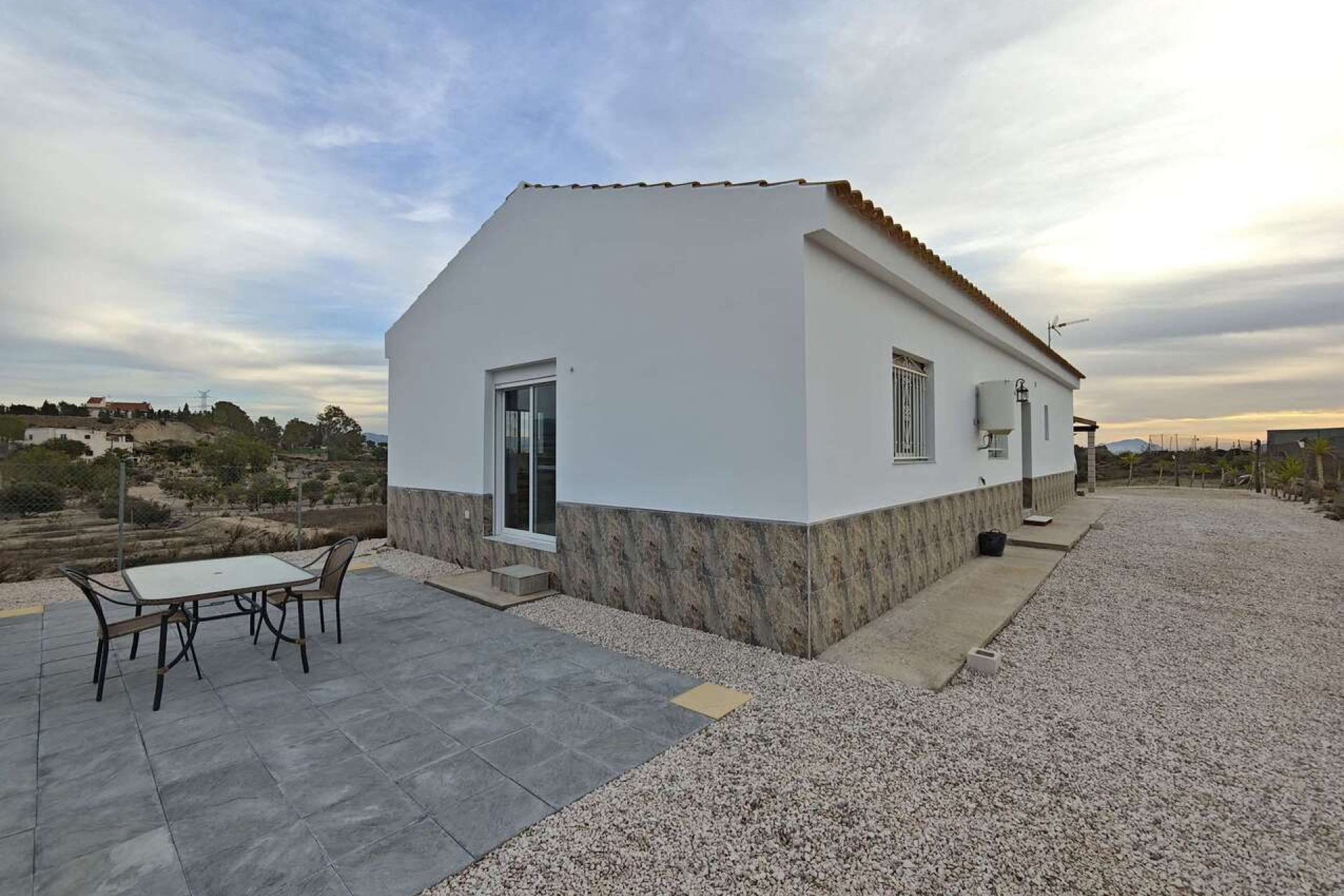 Resale - Villa -
Fortuna - Inland