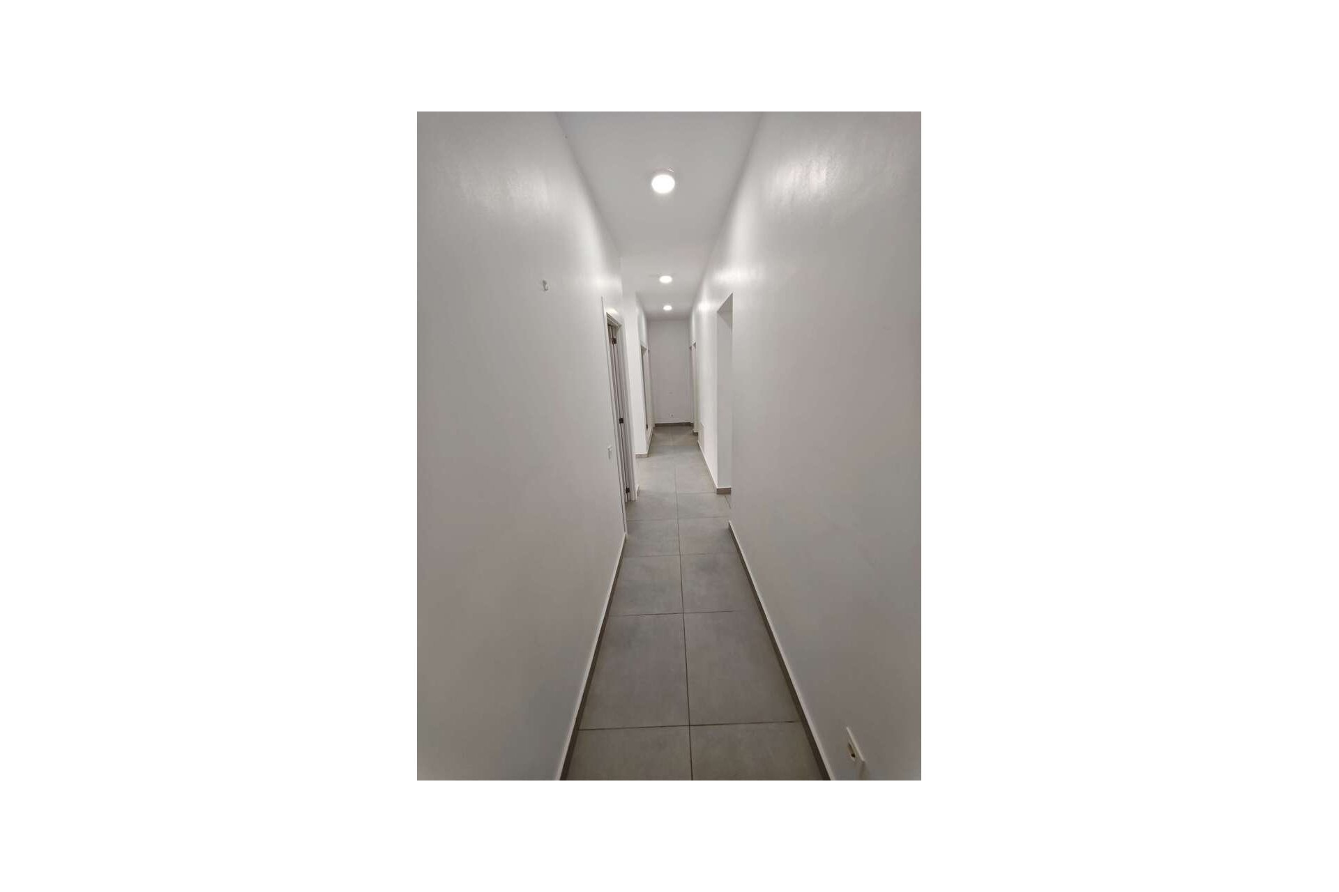 Resale - Villa -
Fortuna - Inland