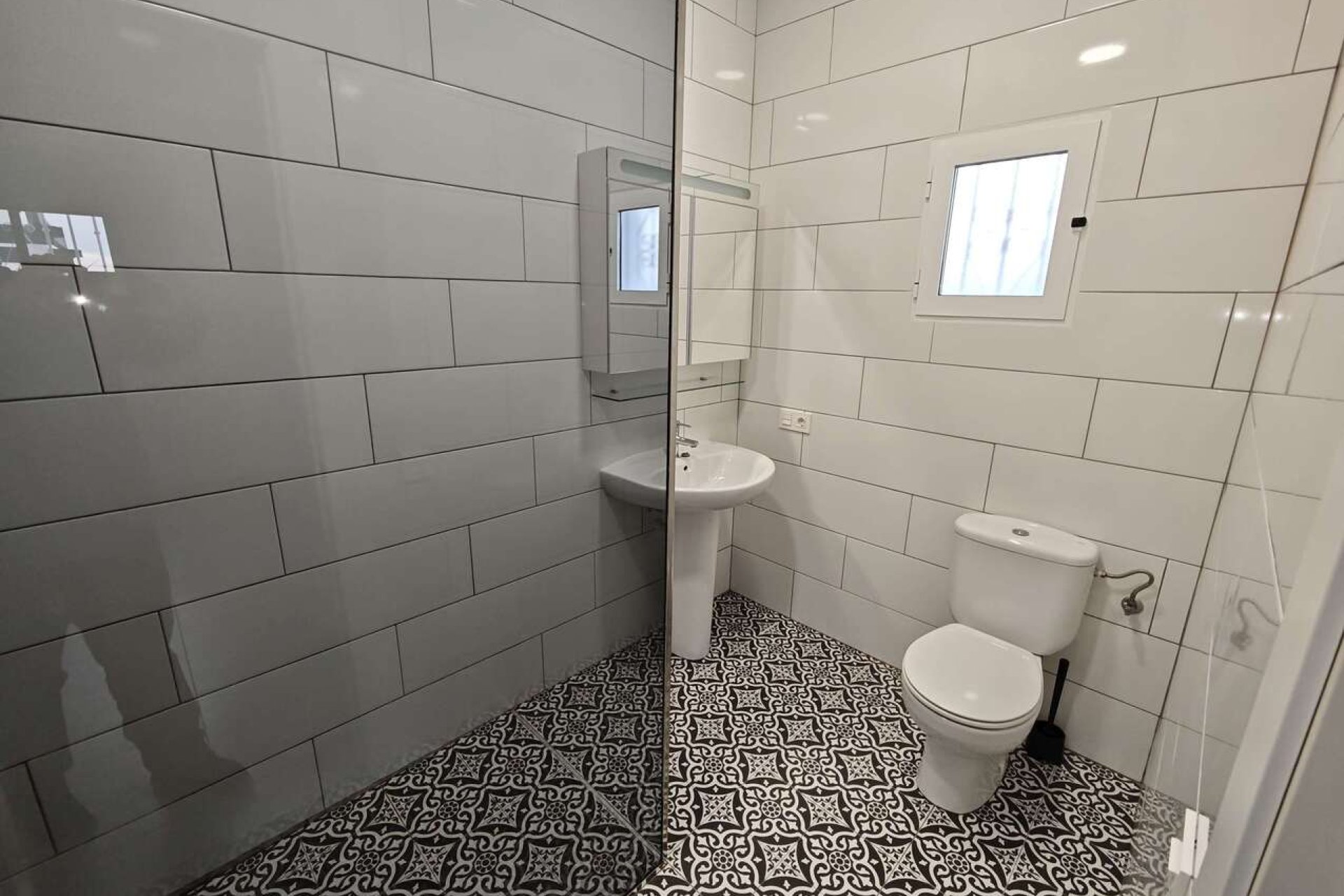 Resale - Villa -
Fortuna - Inland