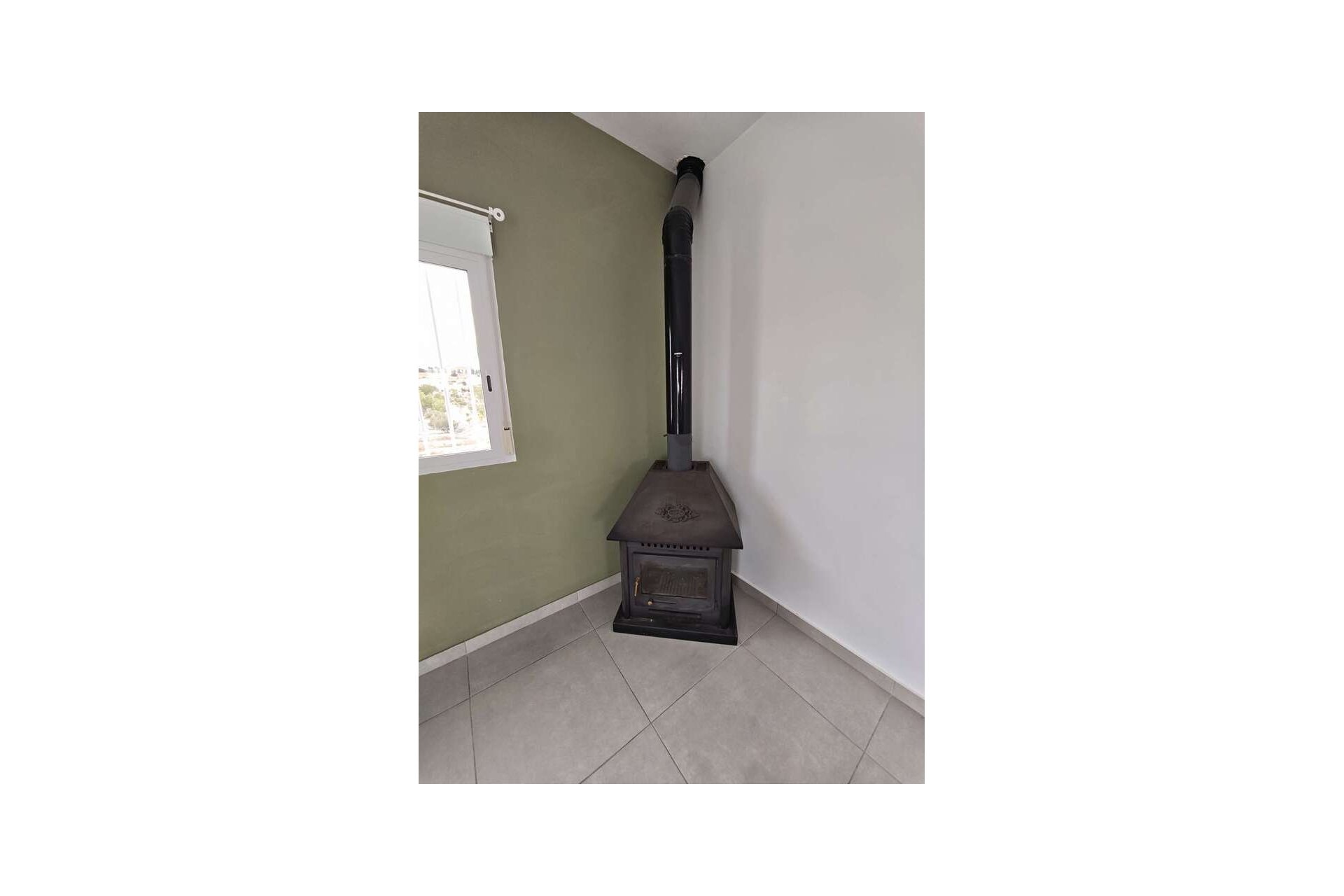 Resale - Villa -
Fortuna - Inland