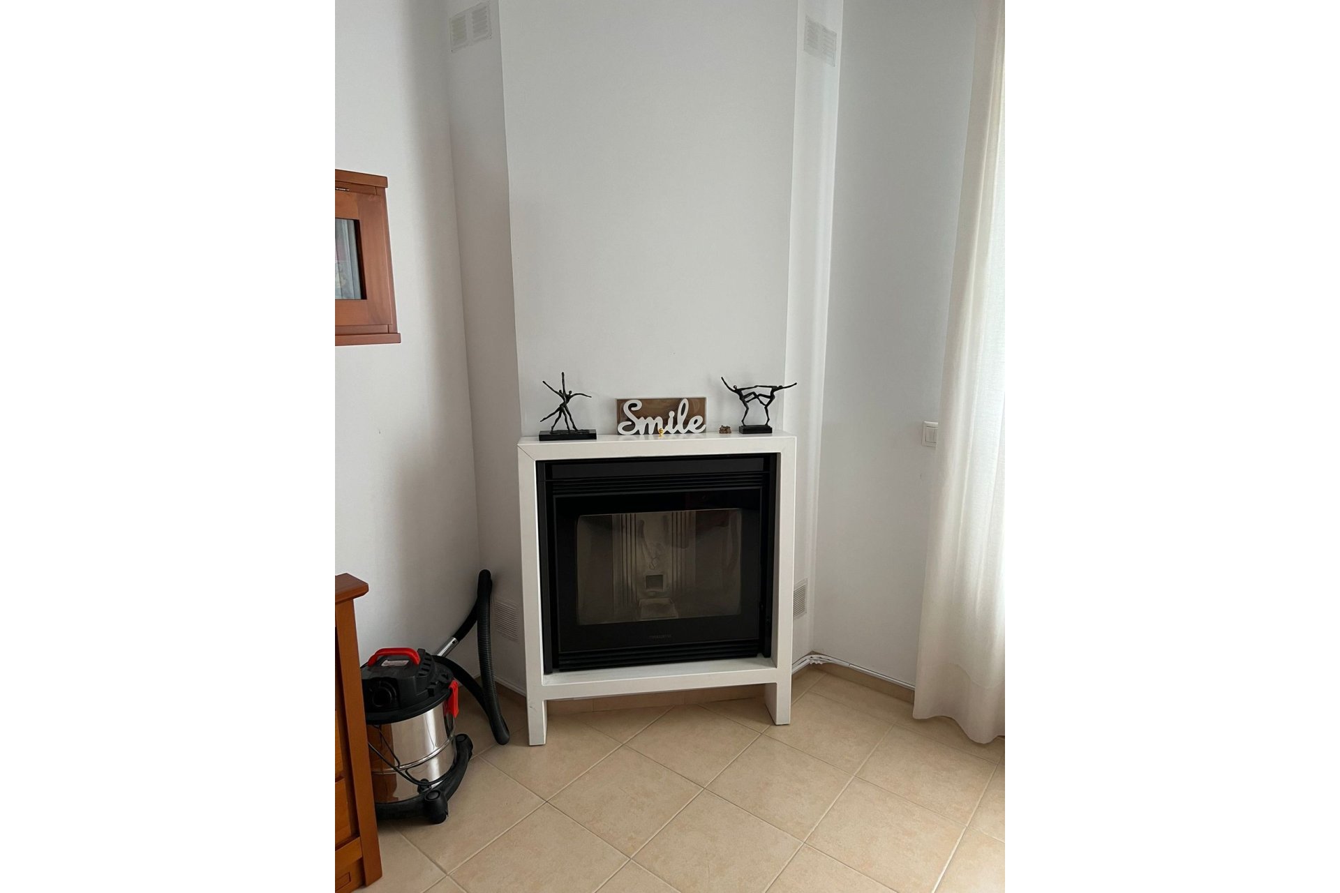 Resale - Villa -
Fortuna - Inland