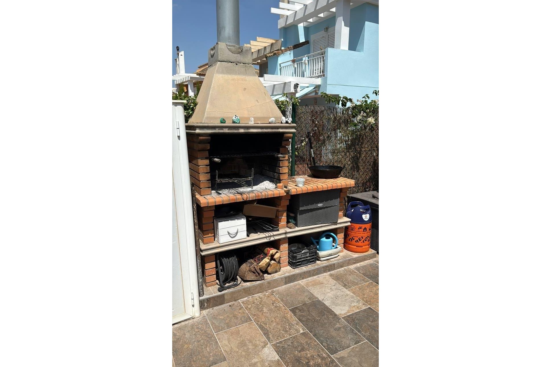 Resale - Villa -
Gran Alacant - Avda. Mediterraneo