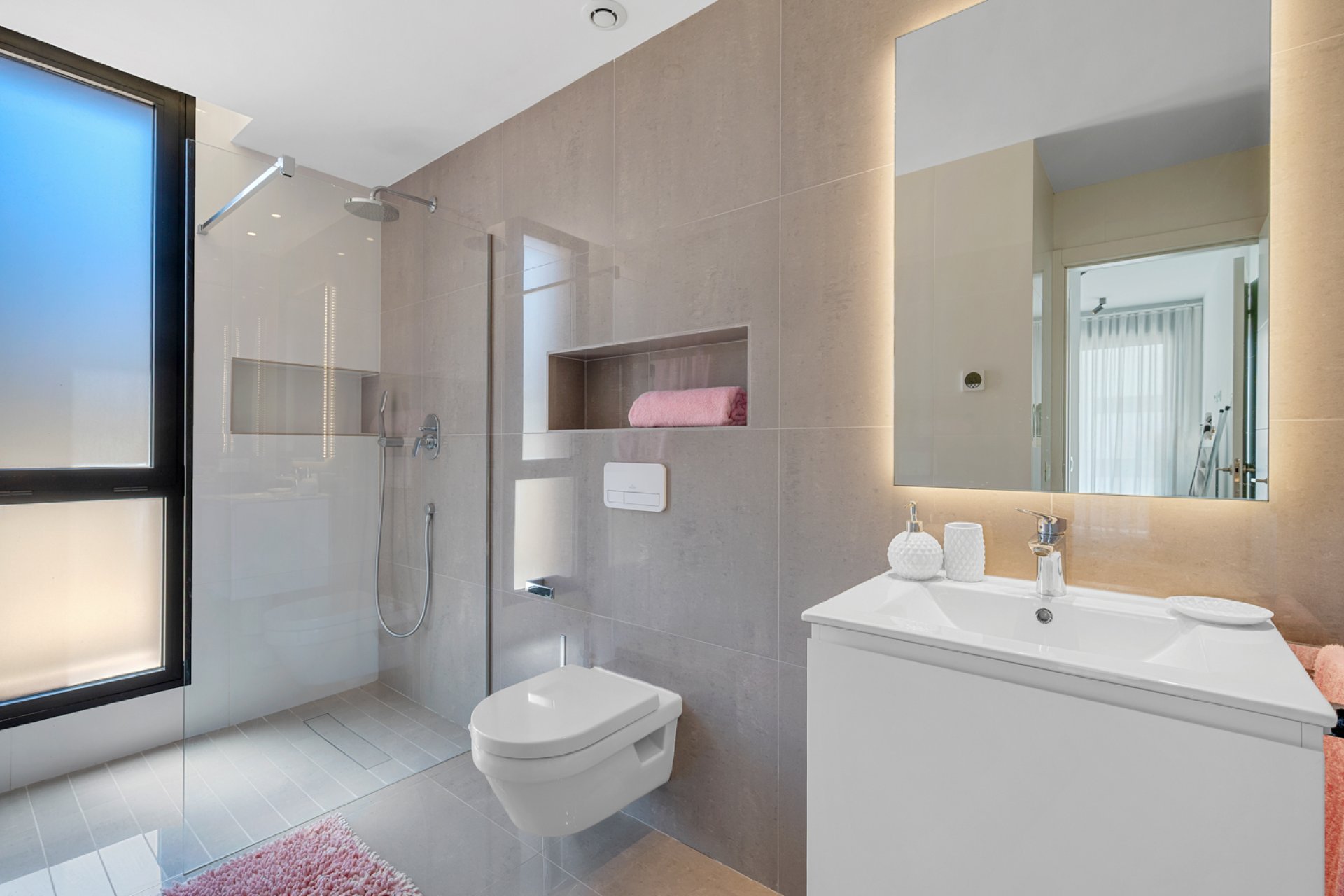 Resale - Villa -
Guardamar del Segura - Costa Blanca