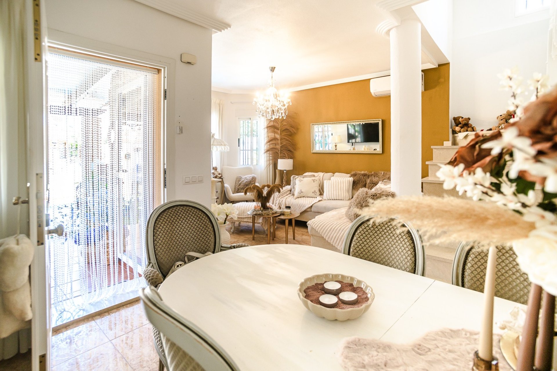 Resale - Villa -
Guardamar del Segura - Costa Blanca