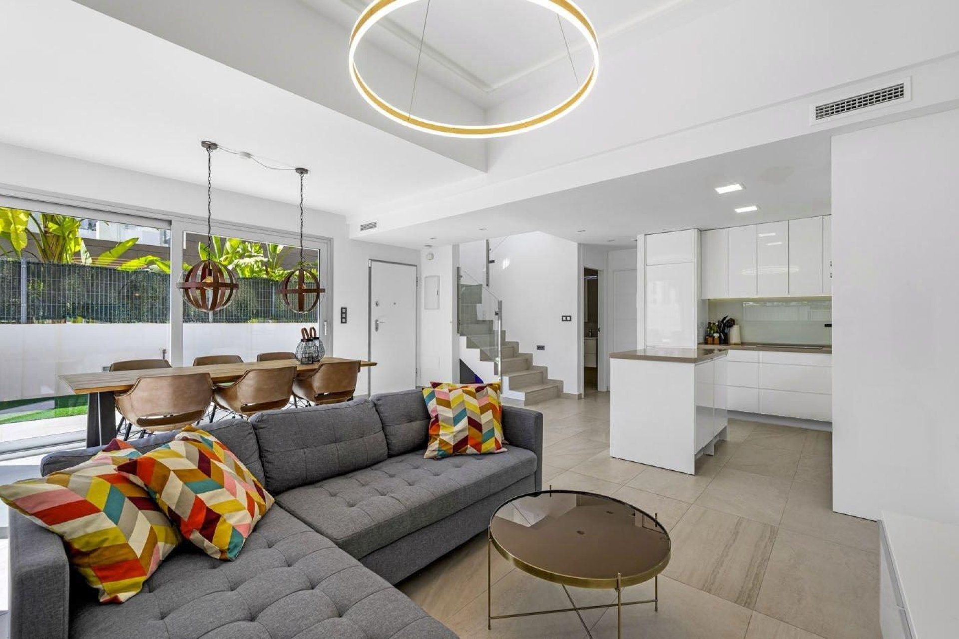 Resale - Villa -
Guardamar del Segura - El Raso