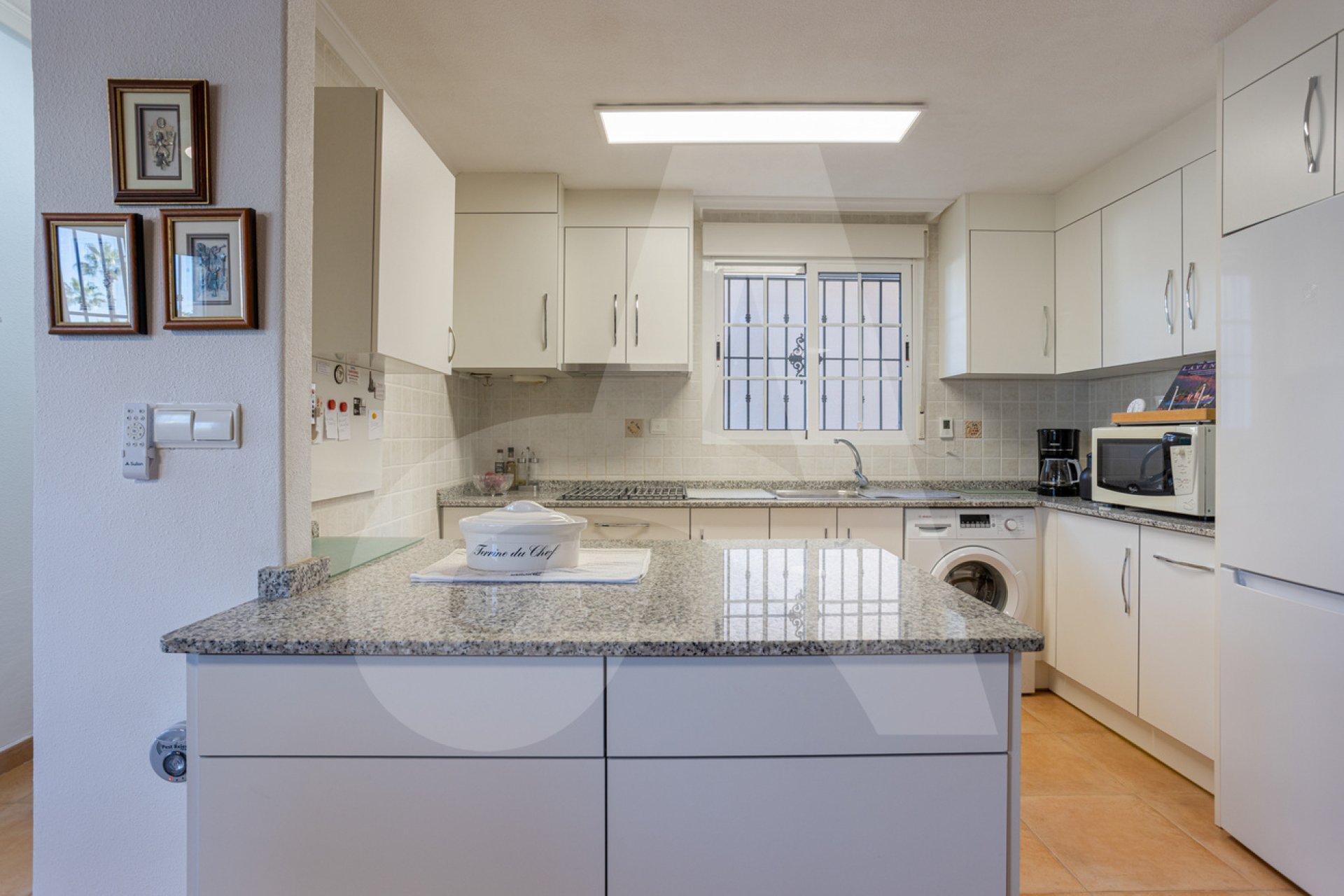 Resale - Villa -
Guardamar del Segura - El Raso