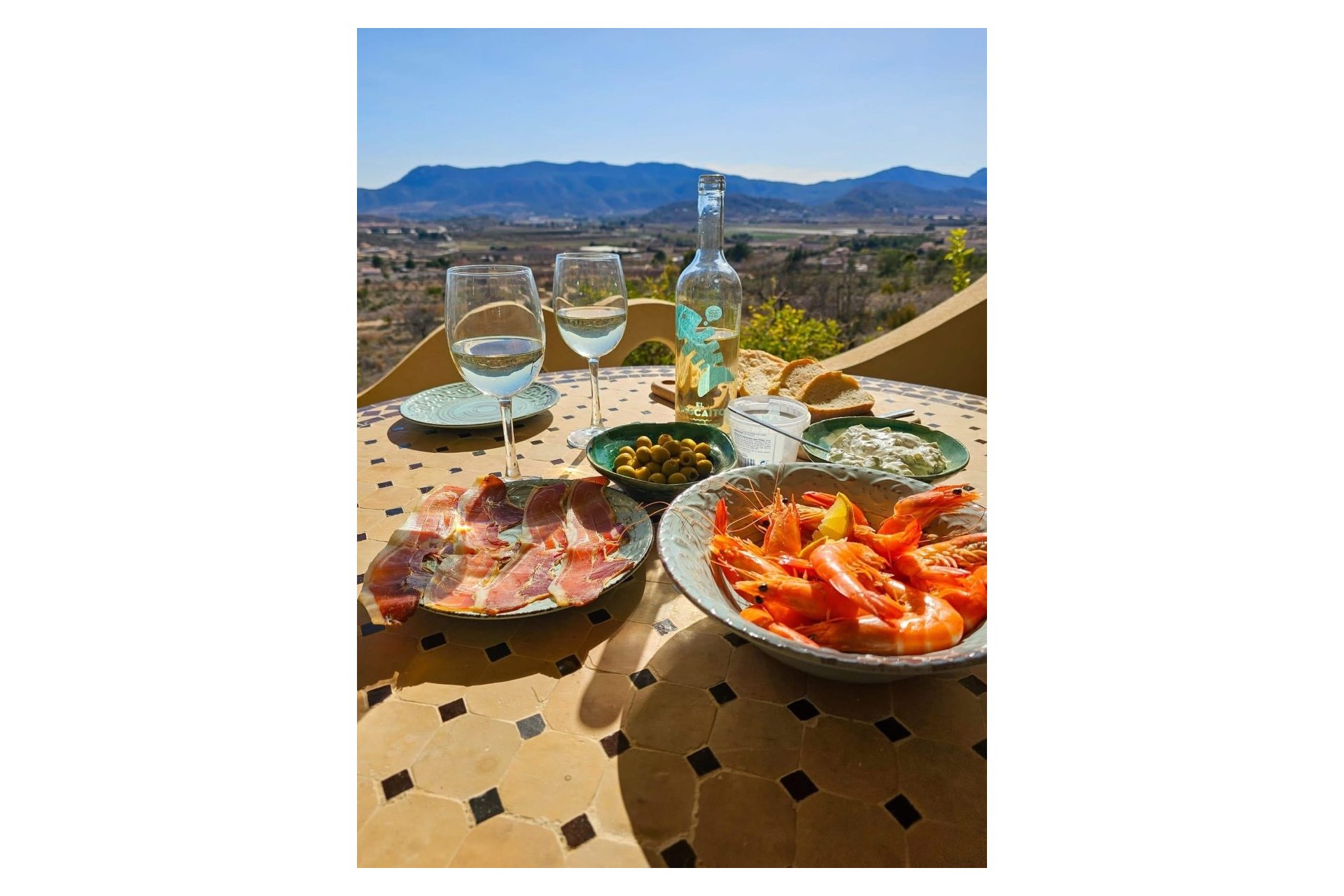 Resale - Villa -
Hondón de las Nieves - Inland