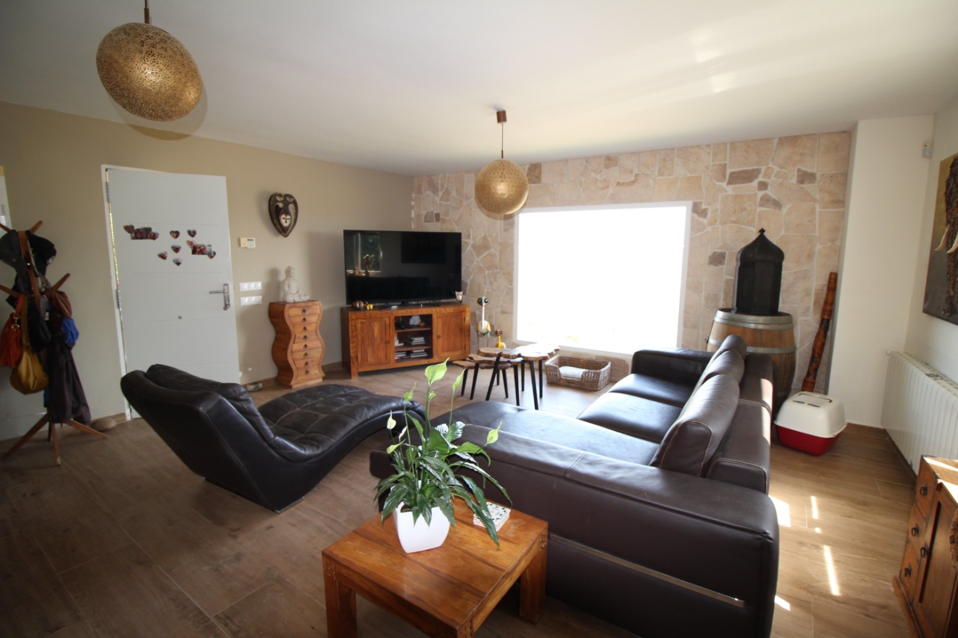 Resale - Villa -
Hondón de las Nieves - Inland