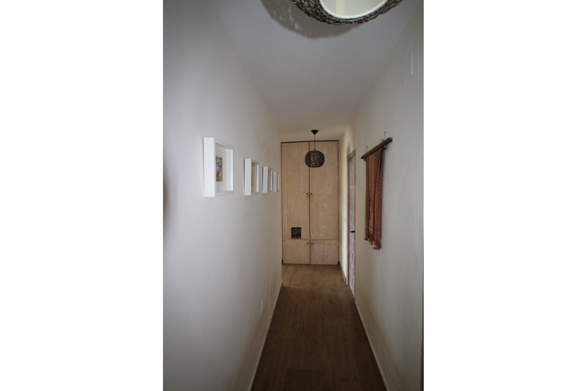 Resale - Villa -
Hondón de las Nieves - Inland