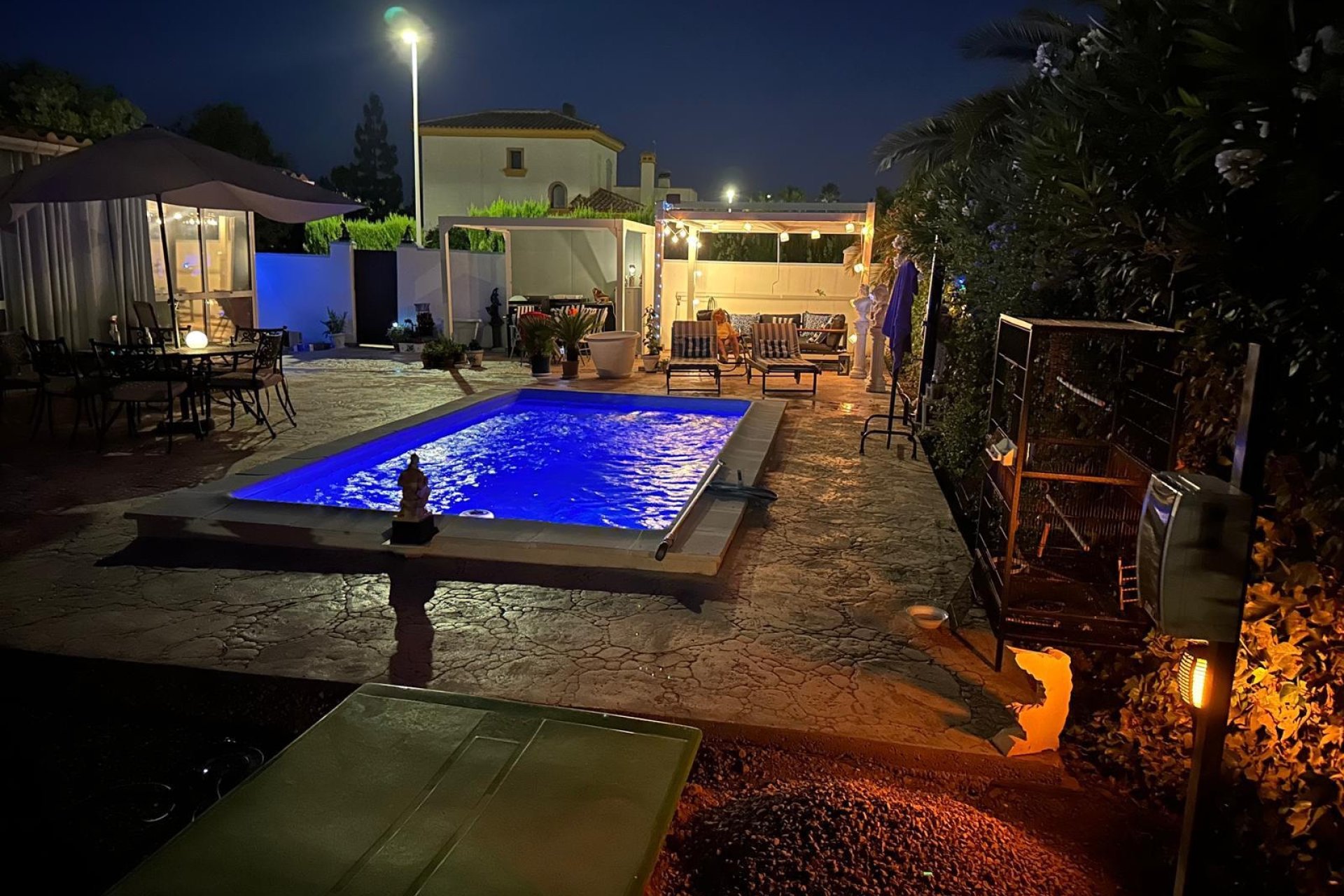 Resale - Villa -
Hondón de las Nieves - Inland