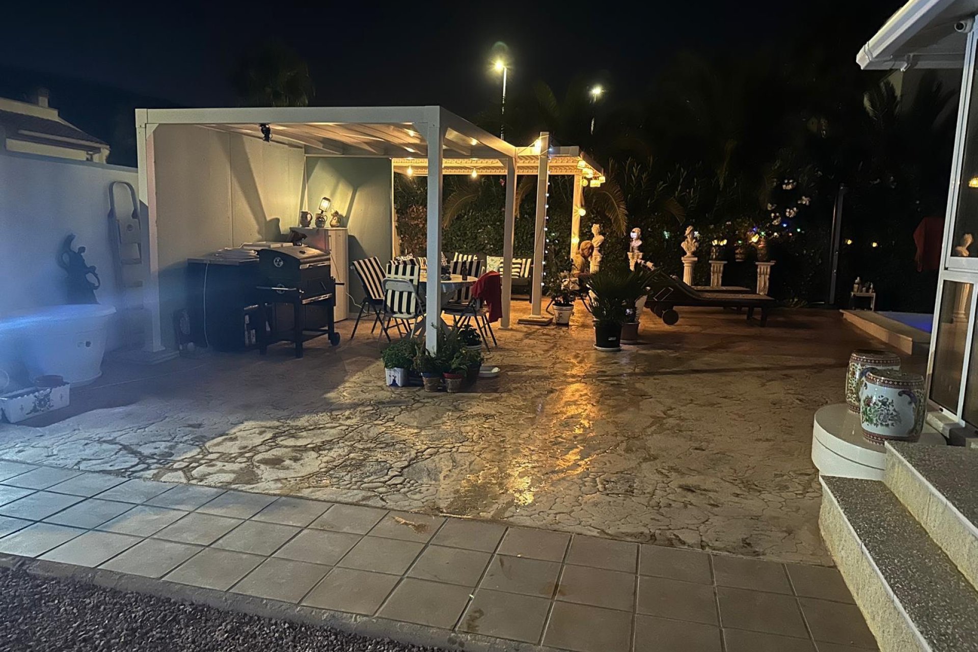 Resale - Villa -
Hondón de las Nieves - Inland