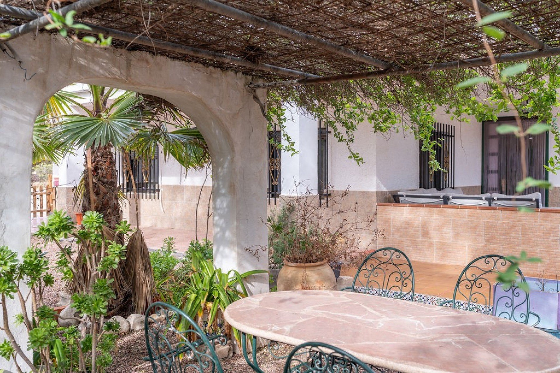 Resale - Villa -
Hondón de las Nieves - Inland