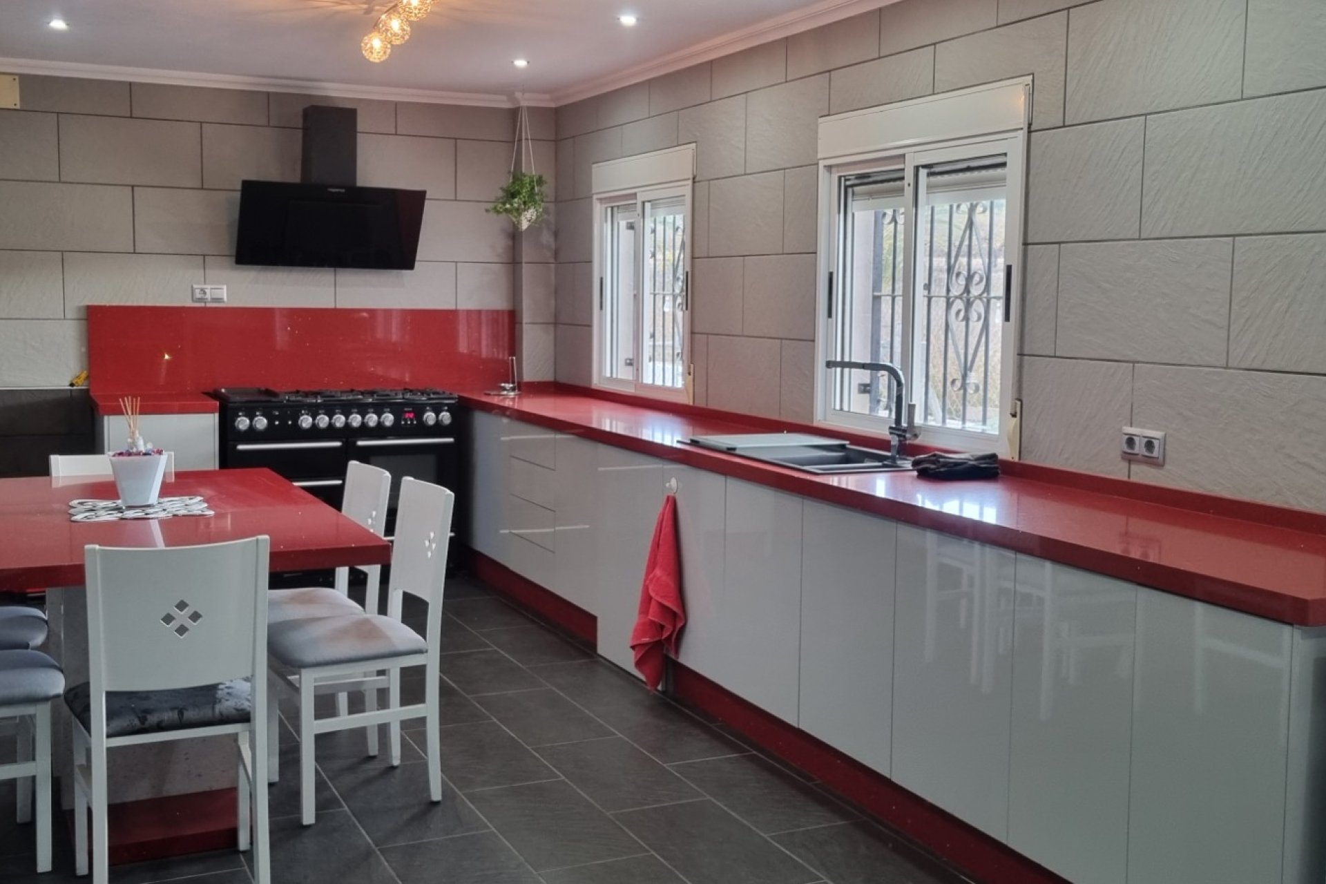 Resale - Villa -
Hondón de los Fráiles - Inland