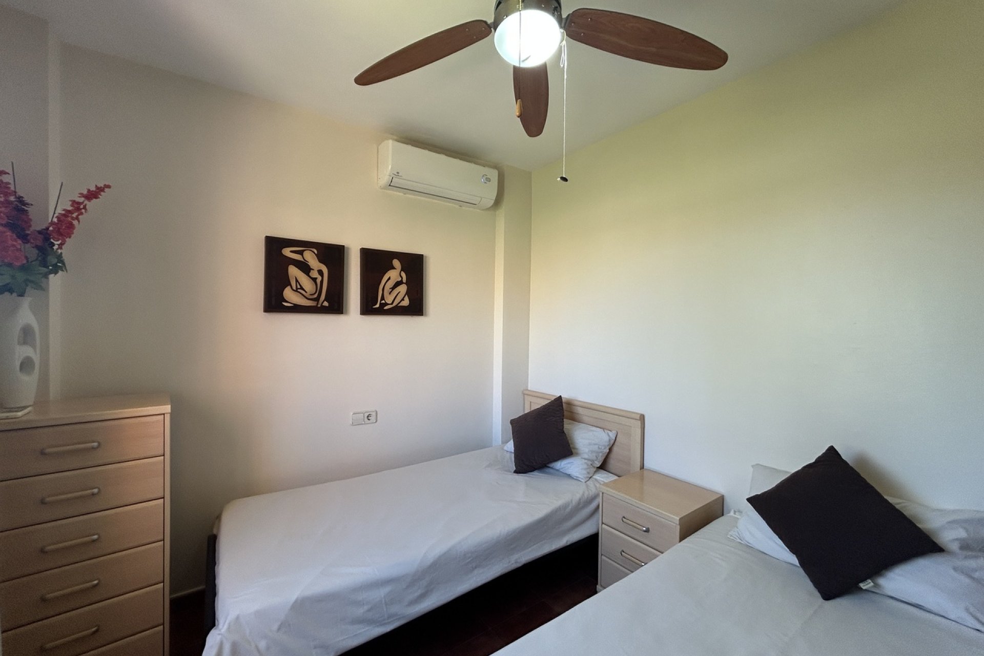 Resale - Villa -
Isla Plana - Costa Calida