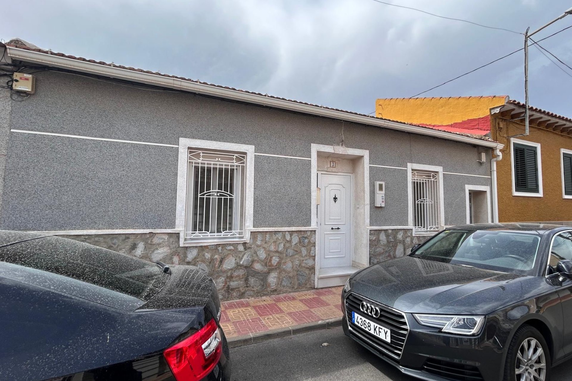 Resale - Villa -
Jacarilla - Inland