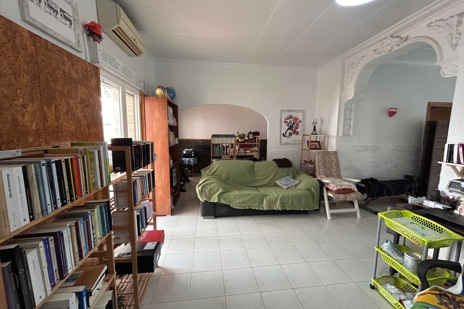 Resale - Villa -
Jacarilla - Inland