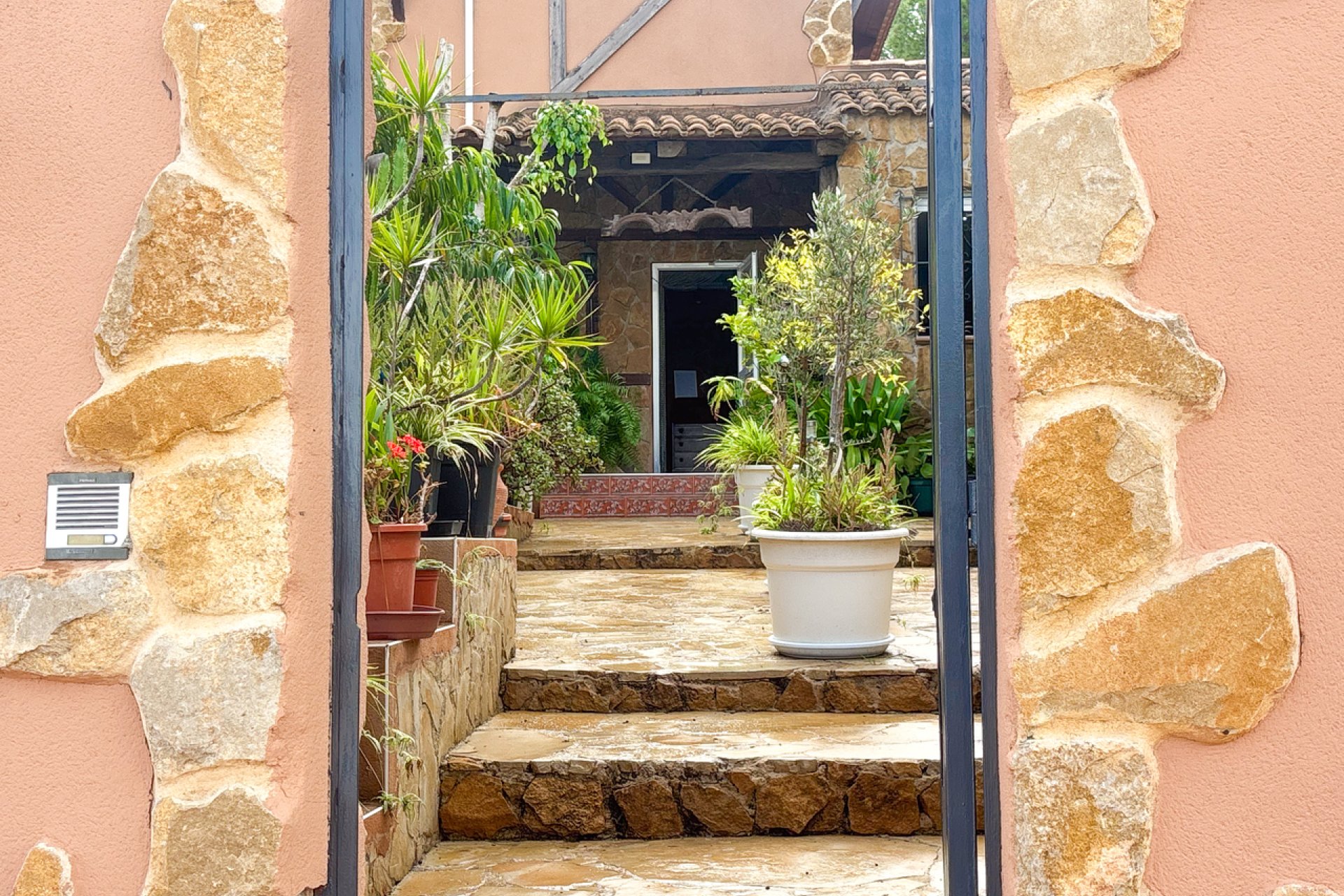 Resale - Villa -
Jacarilla - Inland
