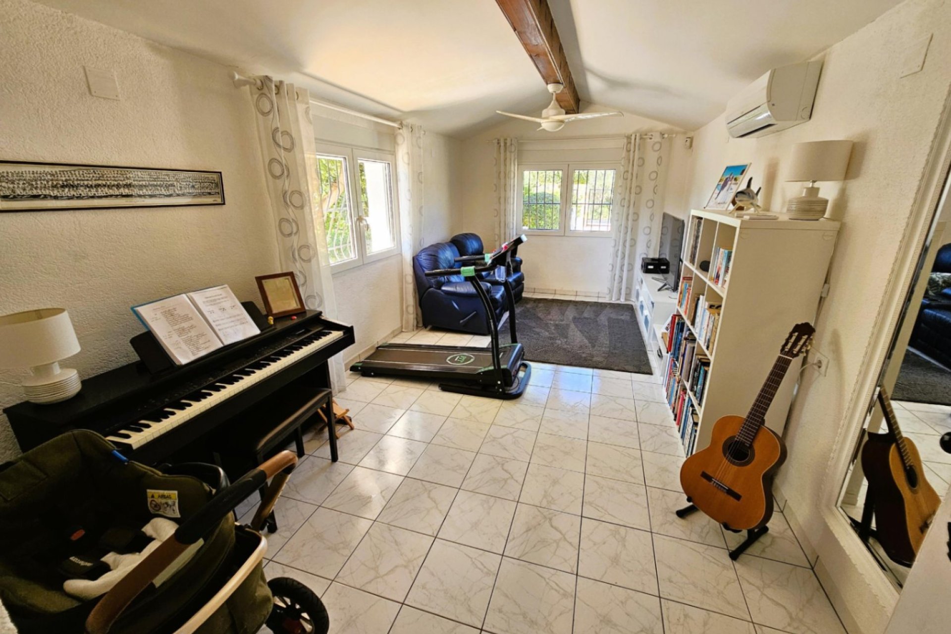 Resale - Villa -
Jávea - Costa Blanca