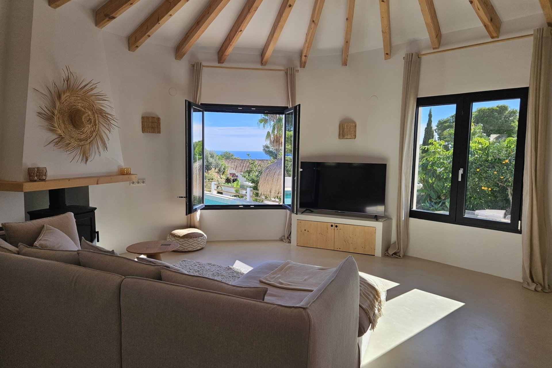 Resale - Villa -
Jávea - Costa Blanca