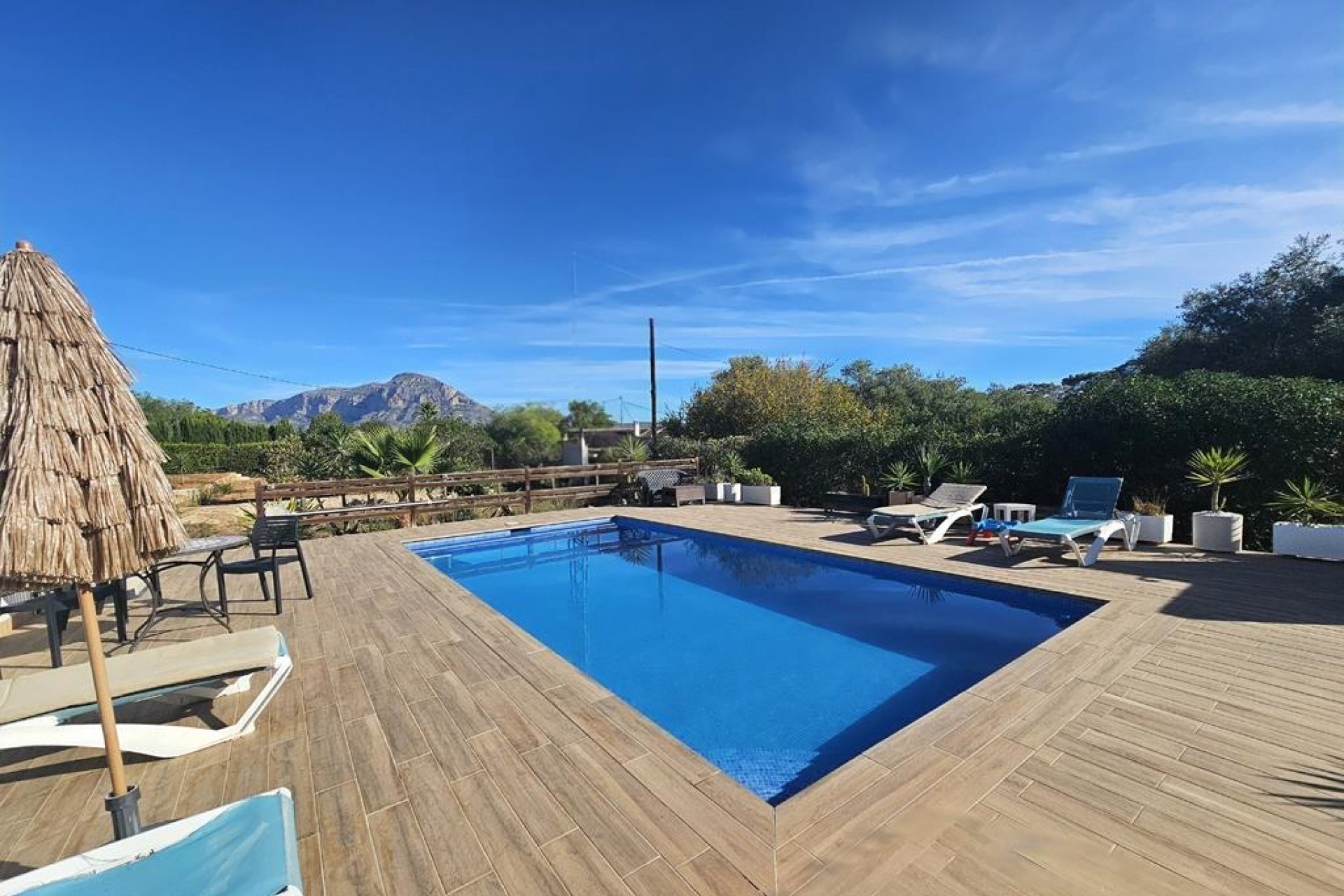 Resale - Villa -
Jávea - Costa Blanca