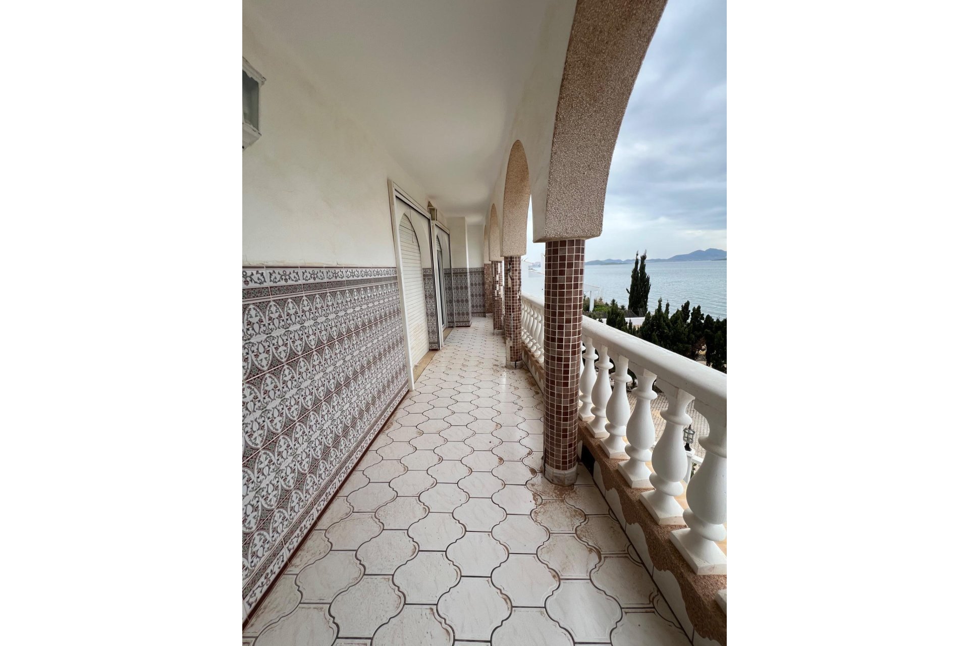 Resale - Villa -
La Manga del Mar Menor - Km 17