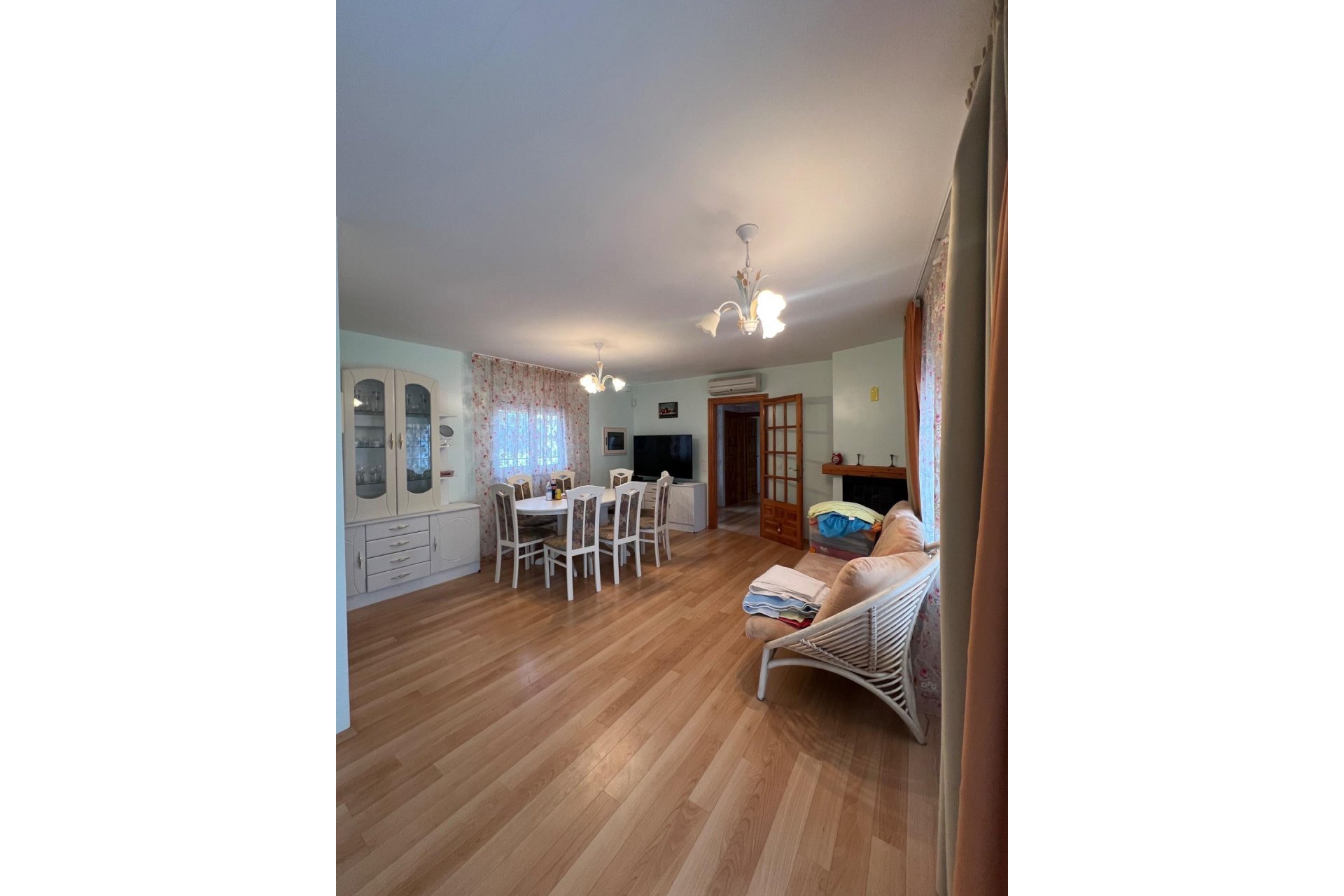 Resale - Villa -
La Manga del Mar Menor - Km 17