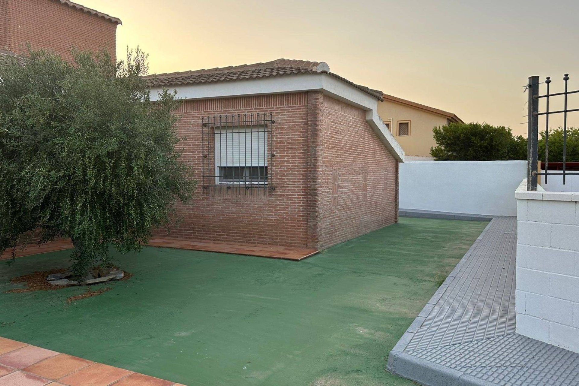 Resale - Villa -
La Manga del Mar Menor - Playa Principe