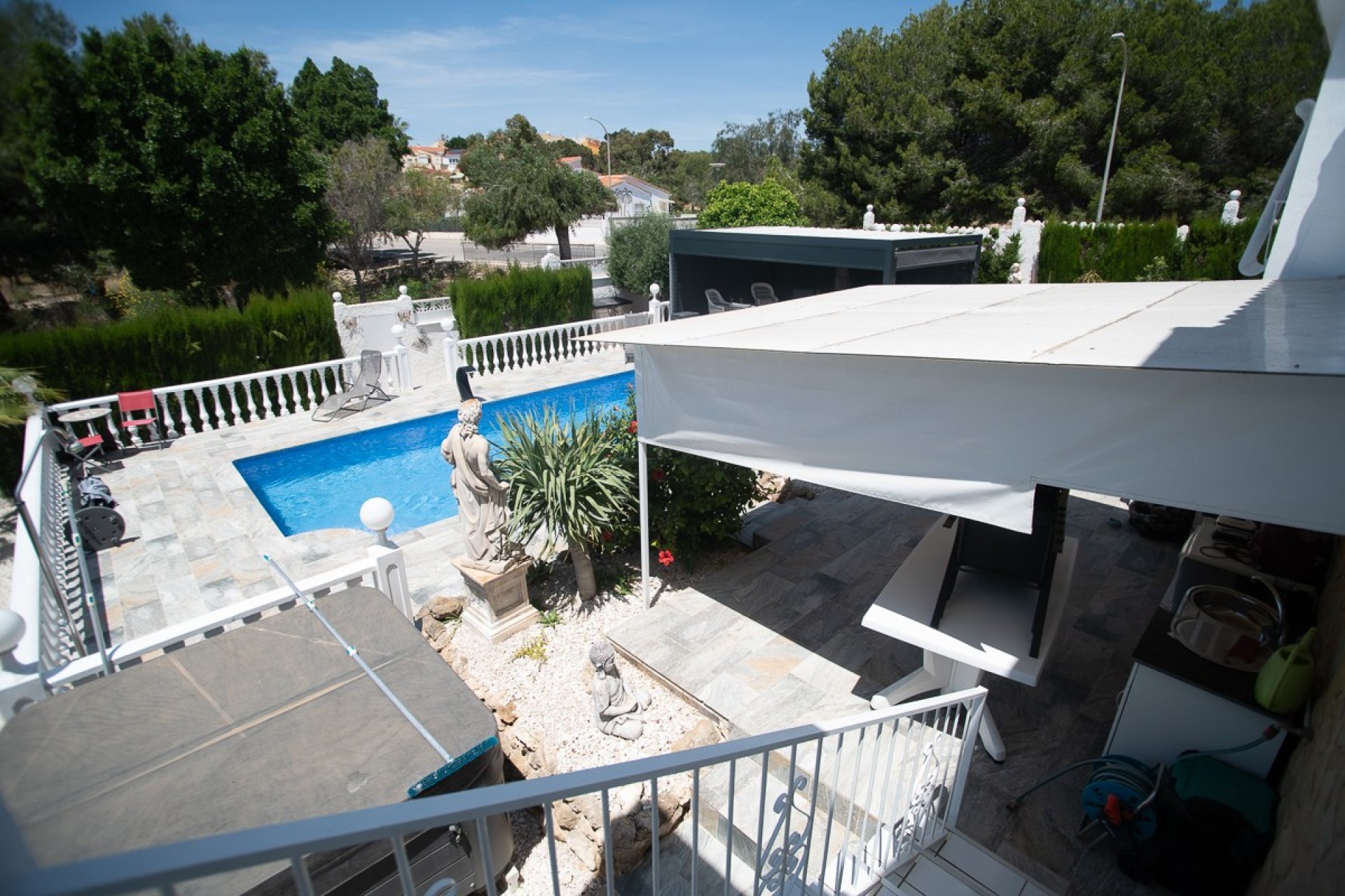Resale - Villa -
La Marina - Costa Blanca