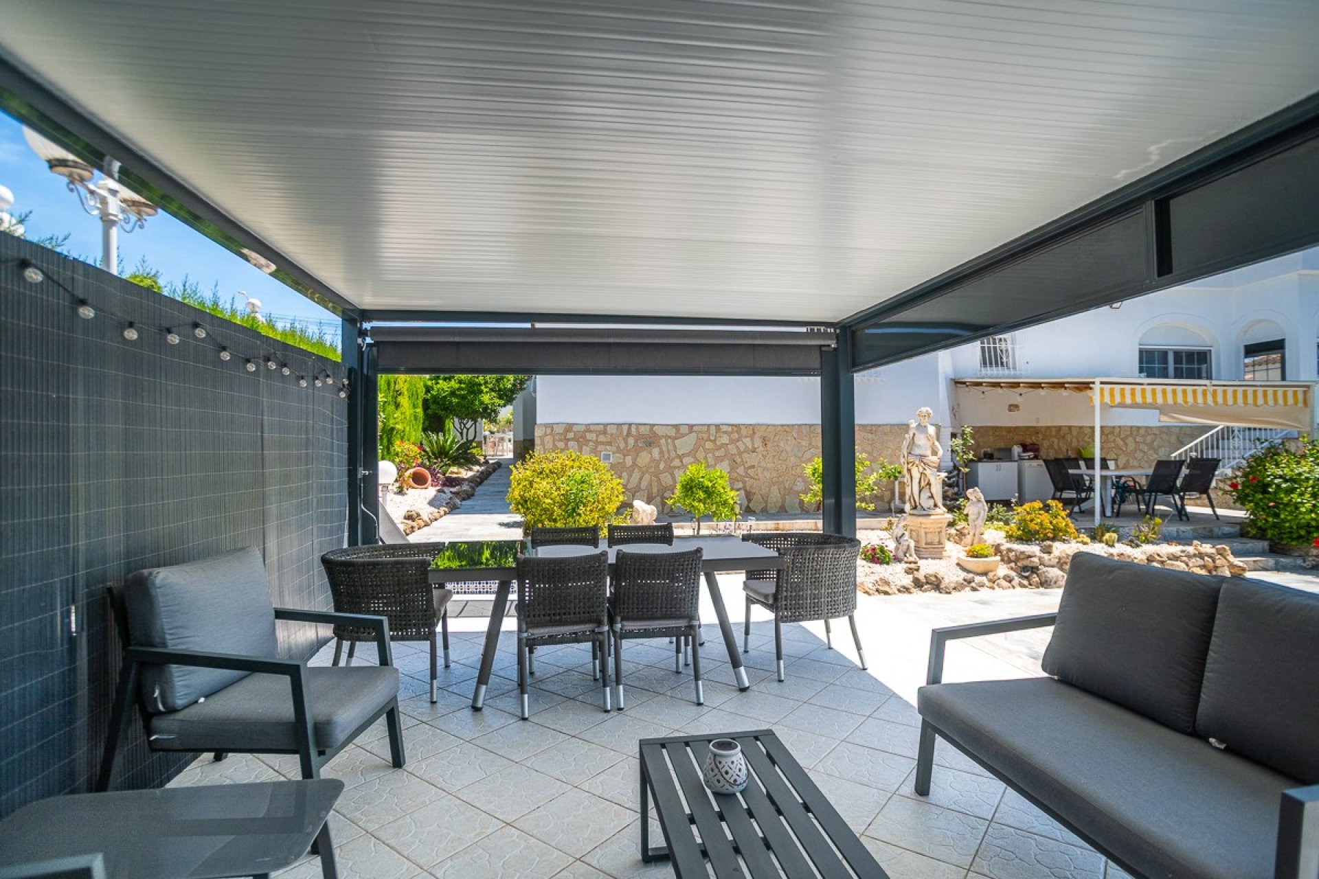Resale - Villa -
La Marina - Costa Blanca