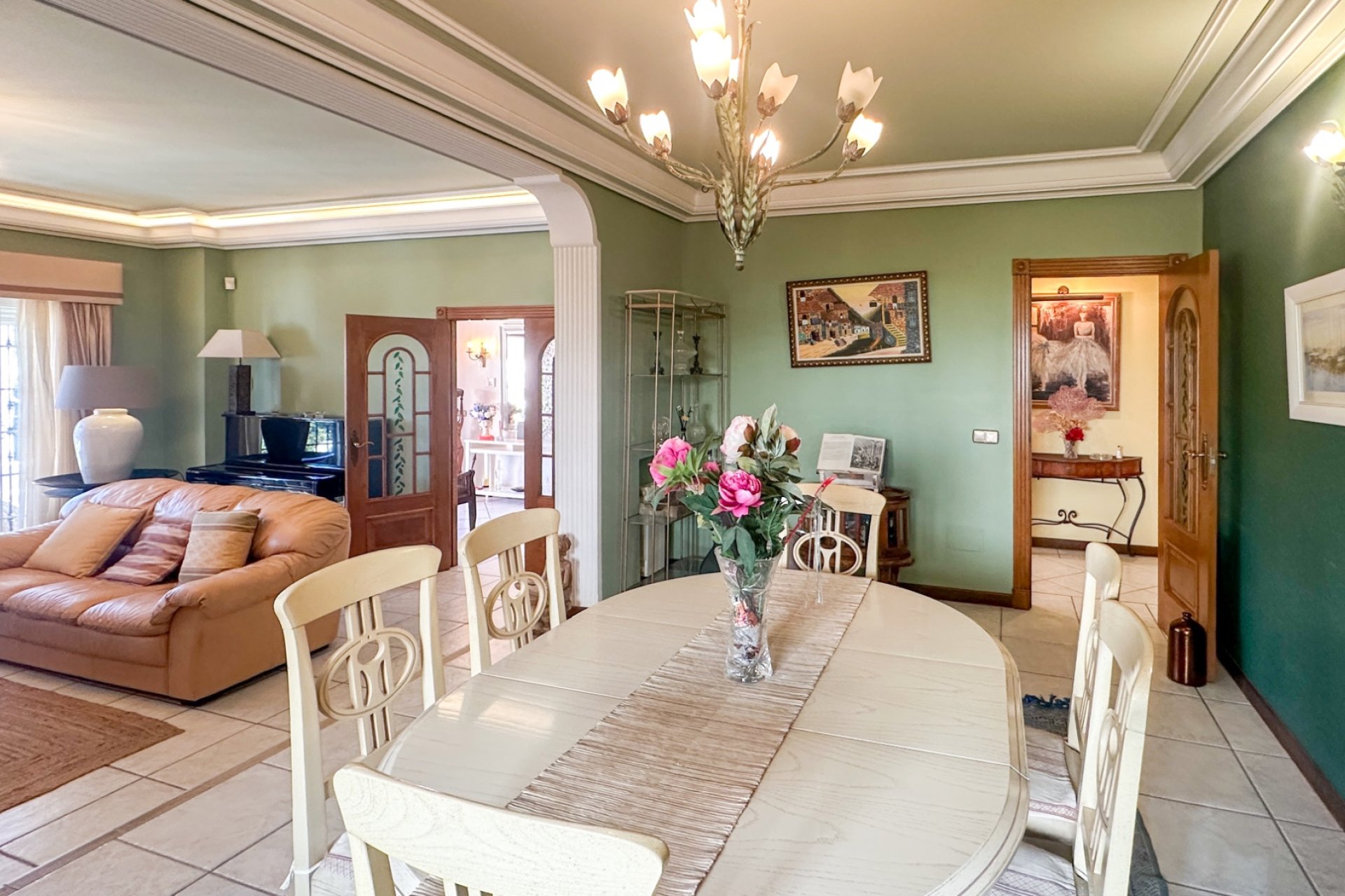 Resale - Villa -
La Mata - Costa Blanca