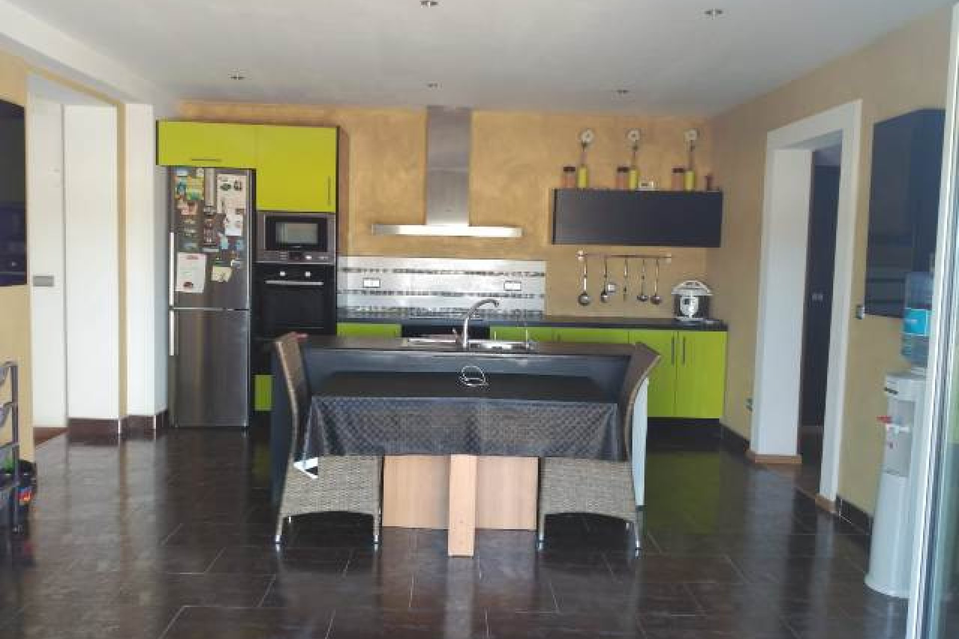 Resale - Villa -
La Matanza - Inland