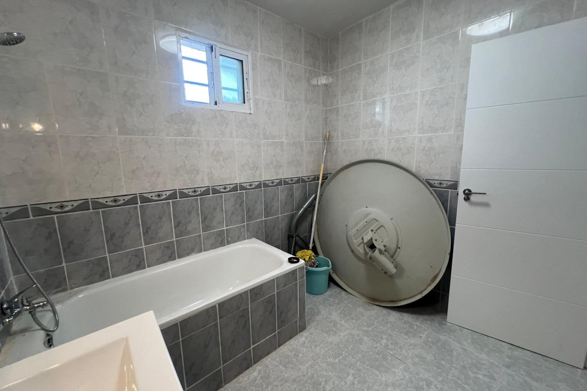 Resale - Villa -
La Solana