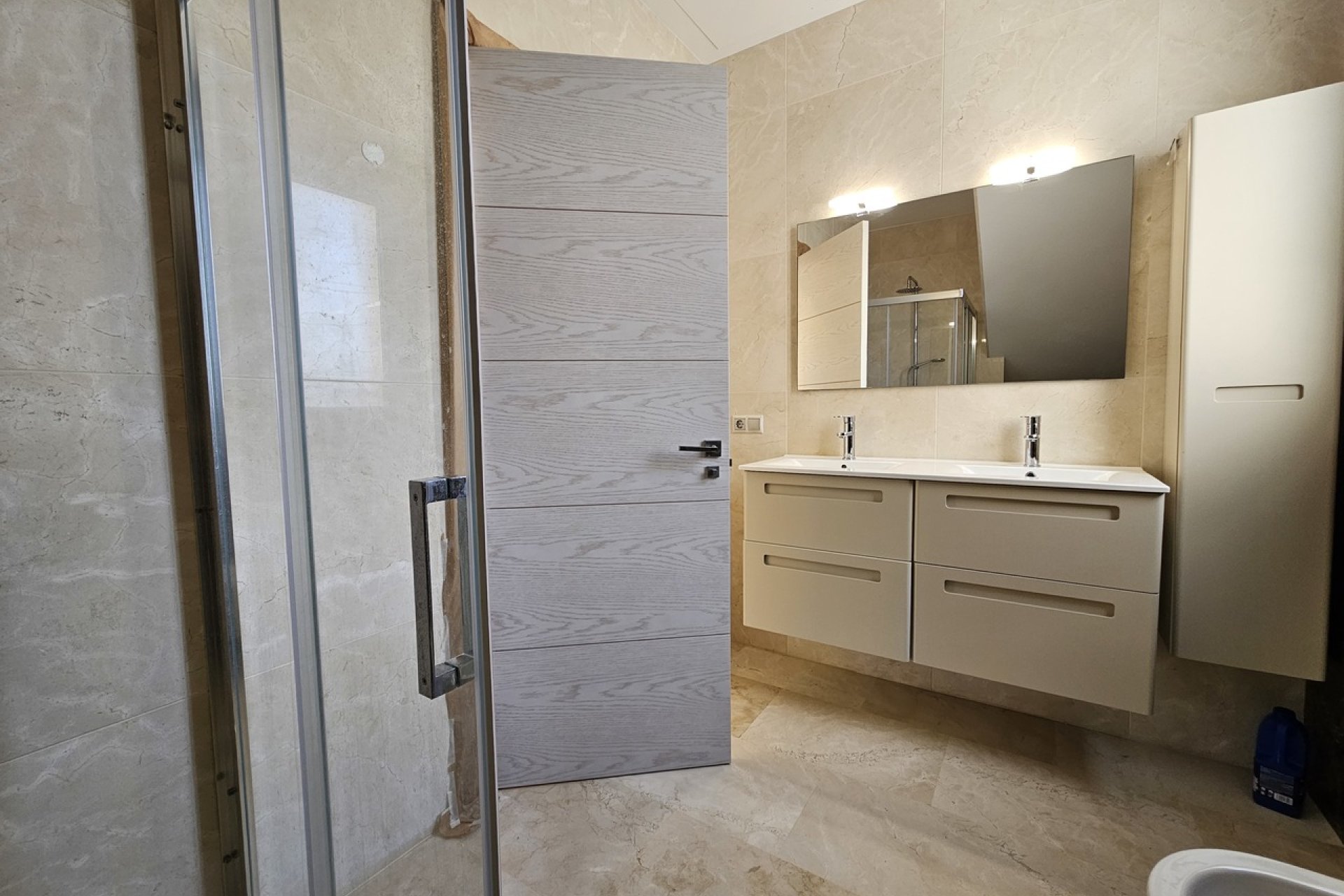 Resale - Villa -
La Zenia - Costa Blanca