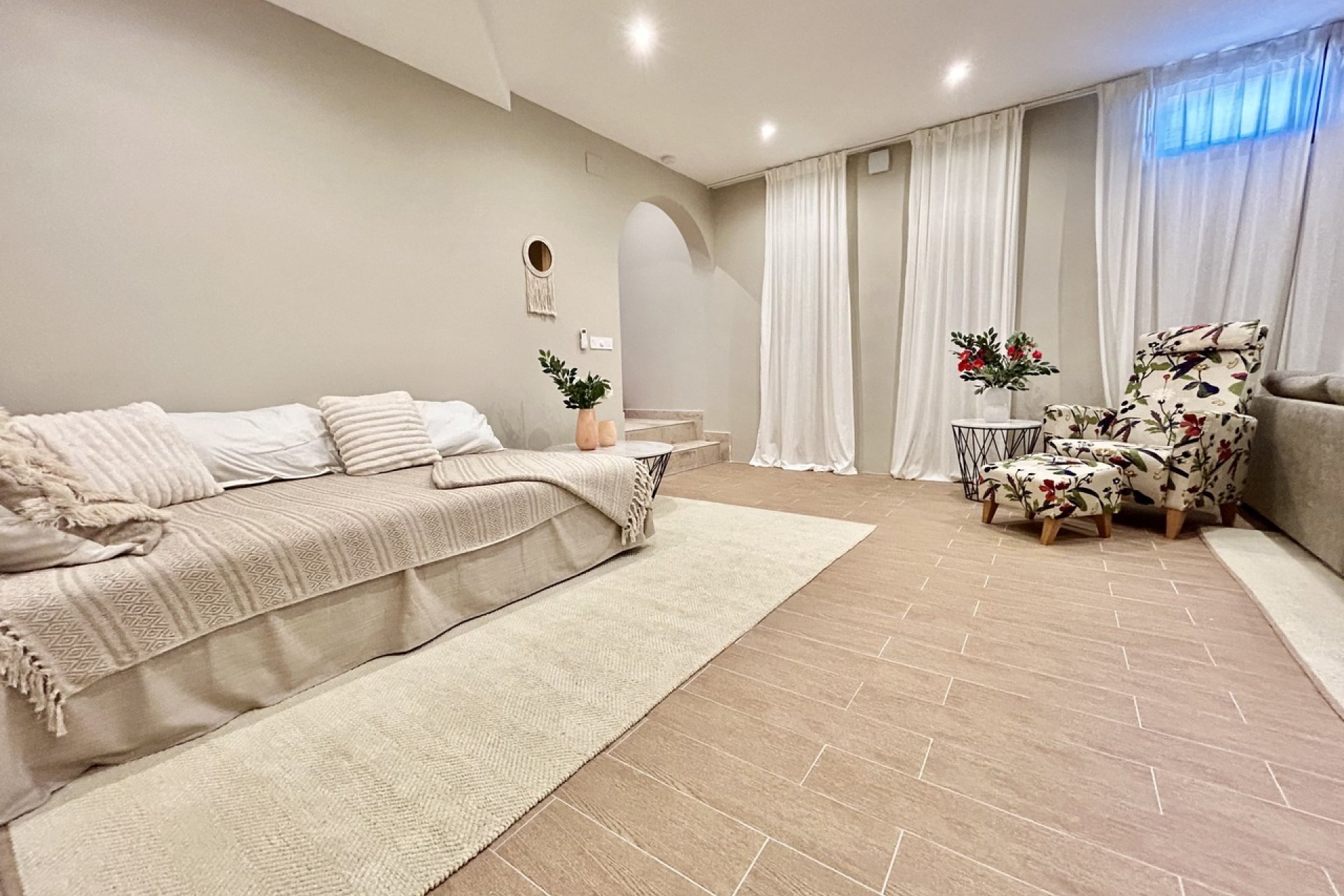 Resale - Villa -
La Zenia - Costa Blanca