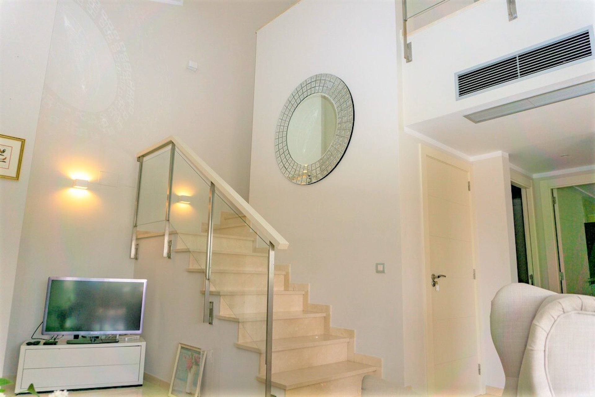 Resale - Villa -
Las Colinas Golf - Inland