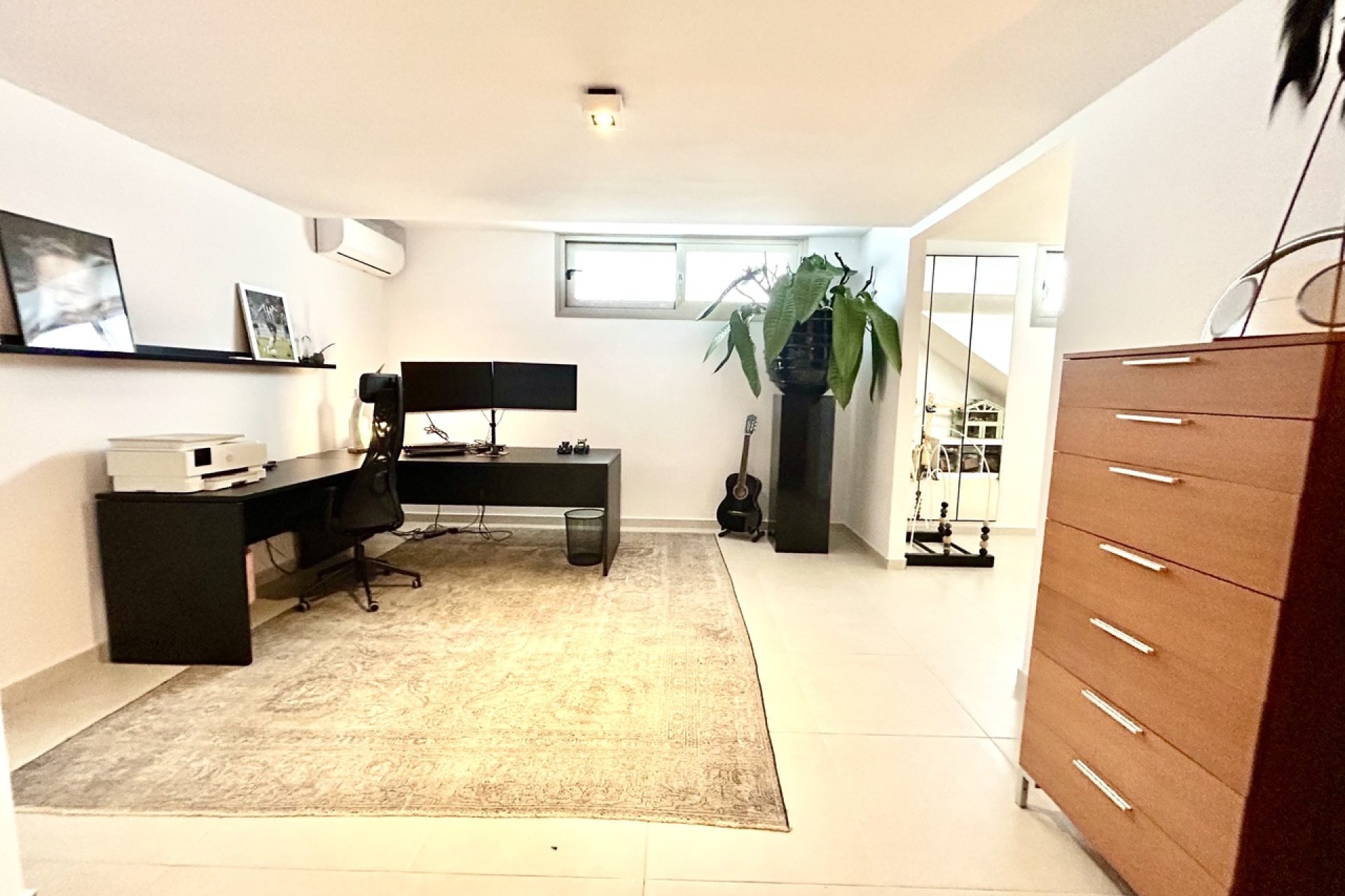Resale - Villa -
Las Filipinas - Inland