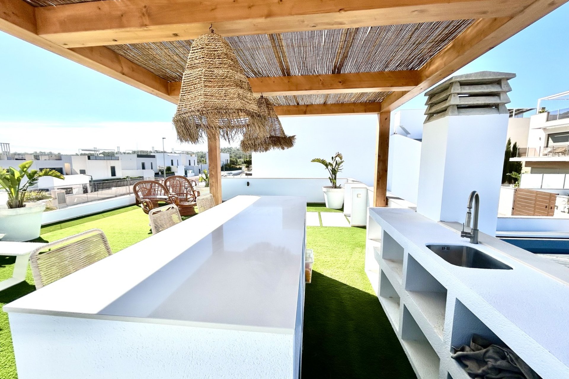 Resale - Villa -
Las Filipinas - Inland